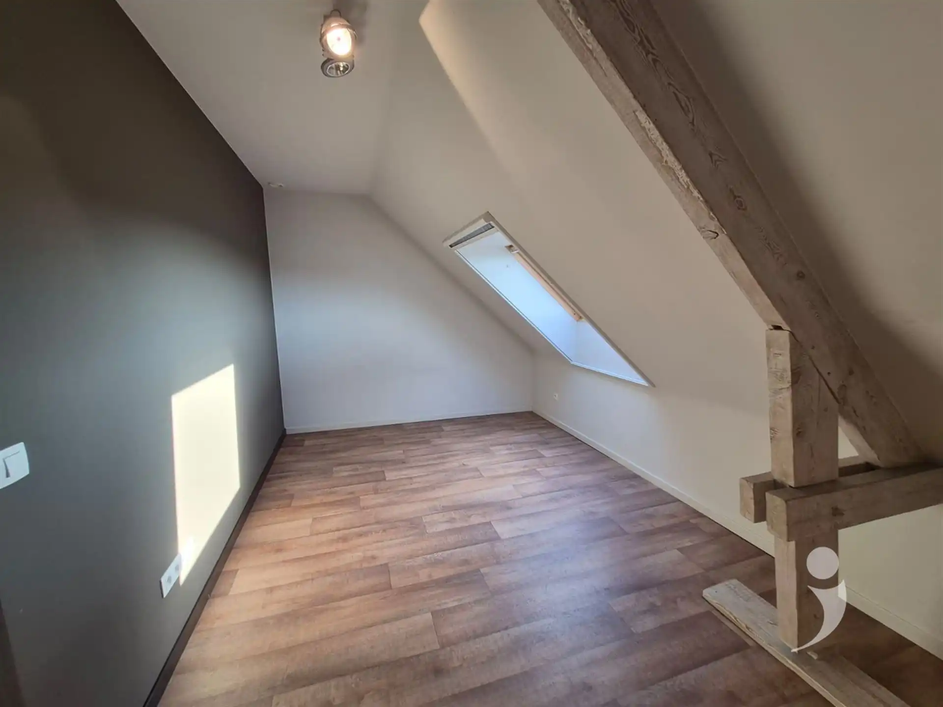 appartement met tuin en staanplaats voor de wagen foto 14