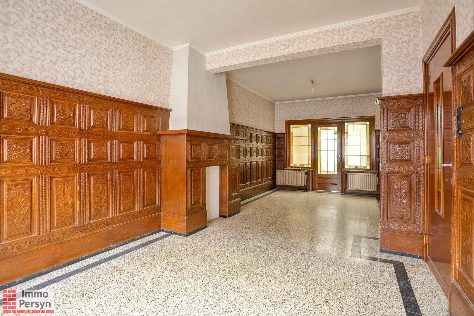 Te renoveren woning met 3 (mogelijks 4) slaapkamers en tuin met uitweg foto 4