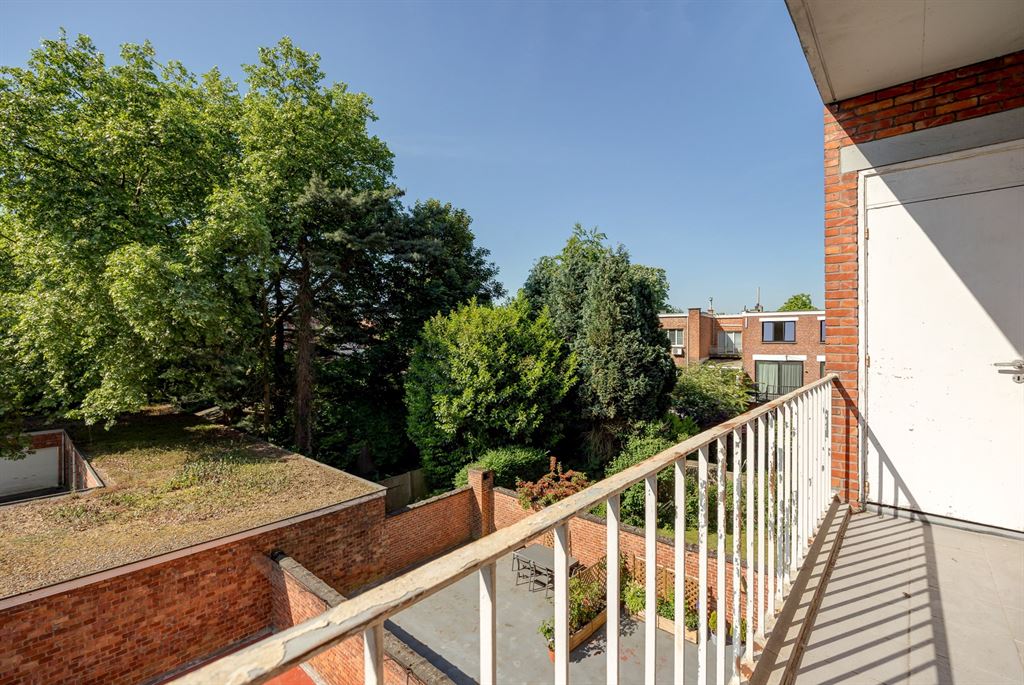 Te renoveren appartement met autostaanplaats foto 12