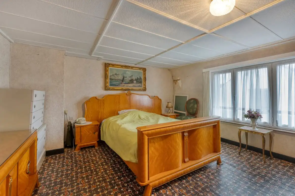 Te renoveren woning met grote tuin en bijgebouw te Heule foto 12