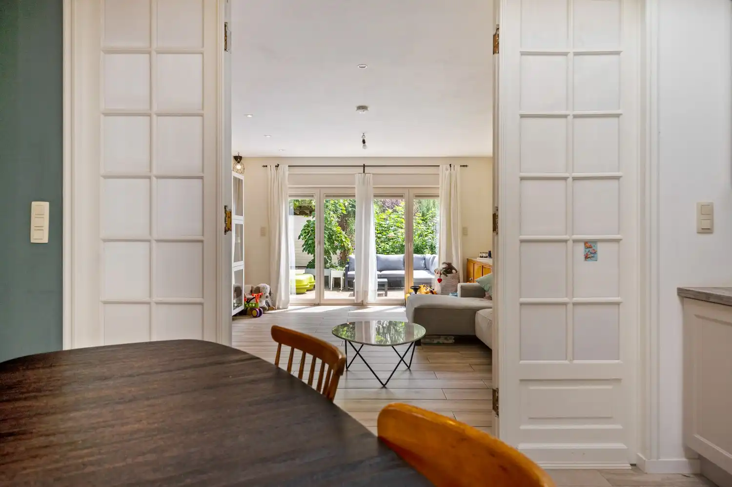 Recent gerenoveerde woning met 4 slaapkamers en ruime tuin foto 6