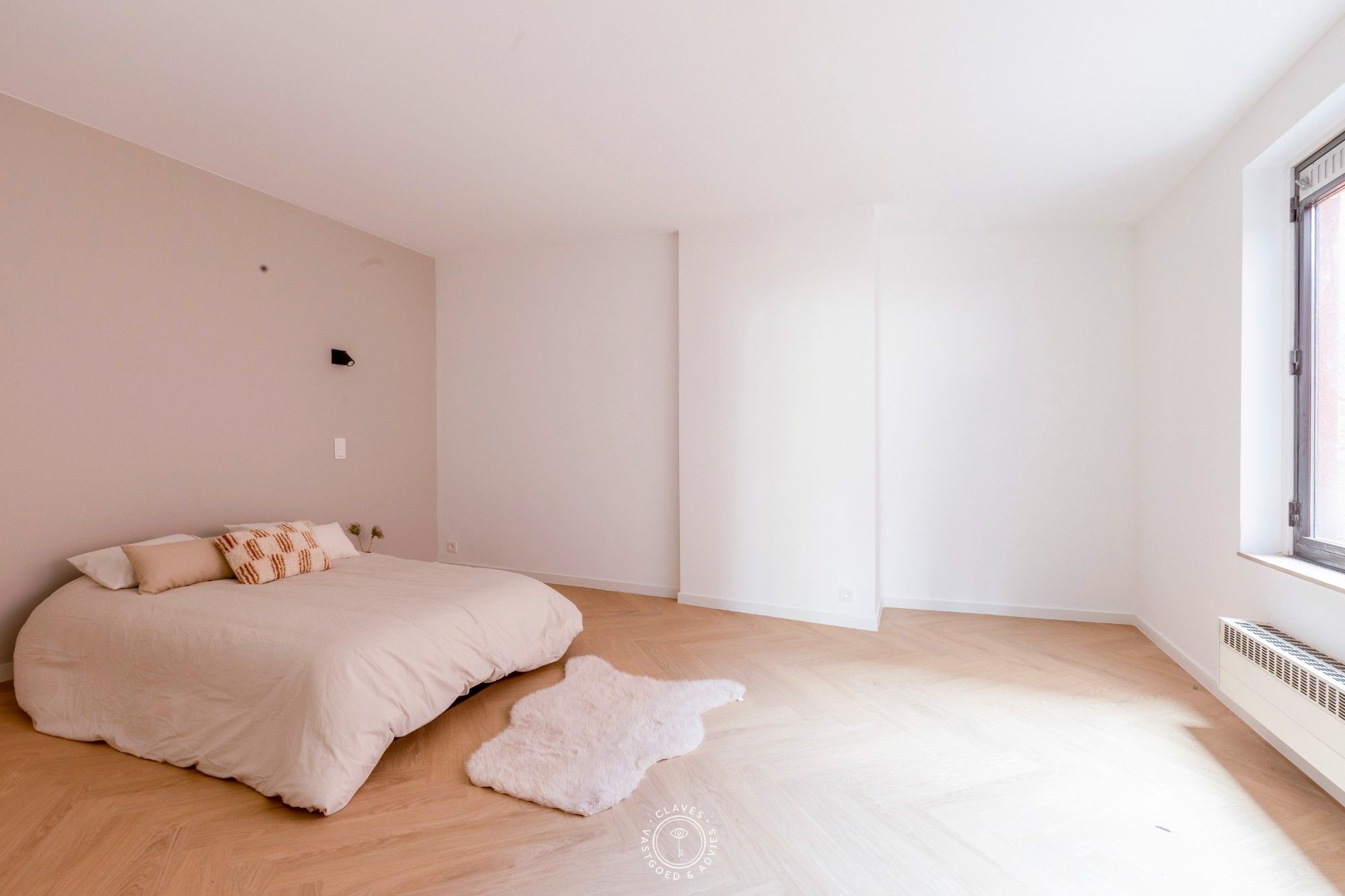 Stijlvol gerenoveerd appartement van 114 m² op topligging aan de Grote Markt van Sint-Niklaas foto 11