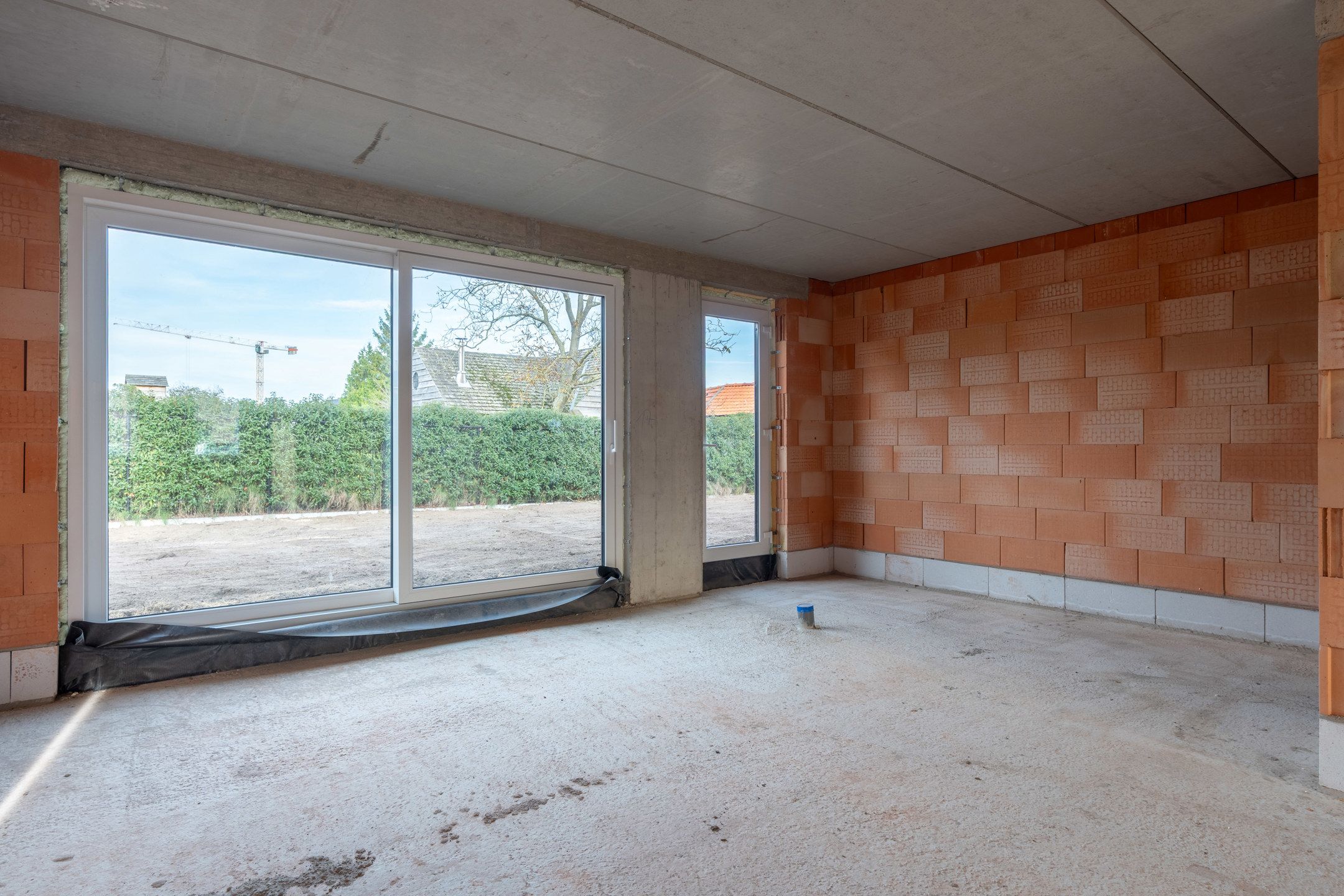 Knappe en ruime (245 m²) casco woning op gunstige ligging foto 17