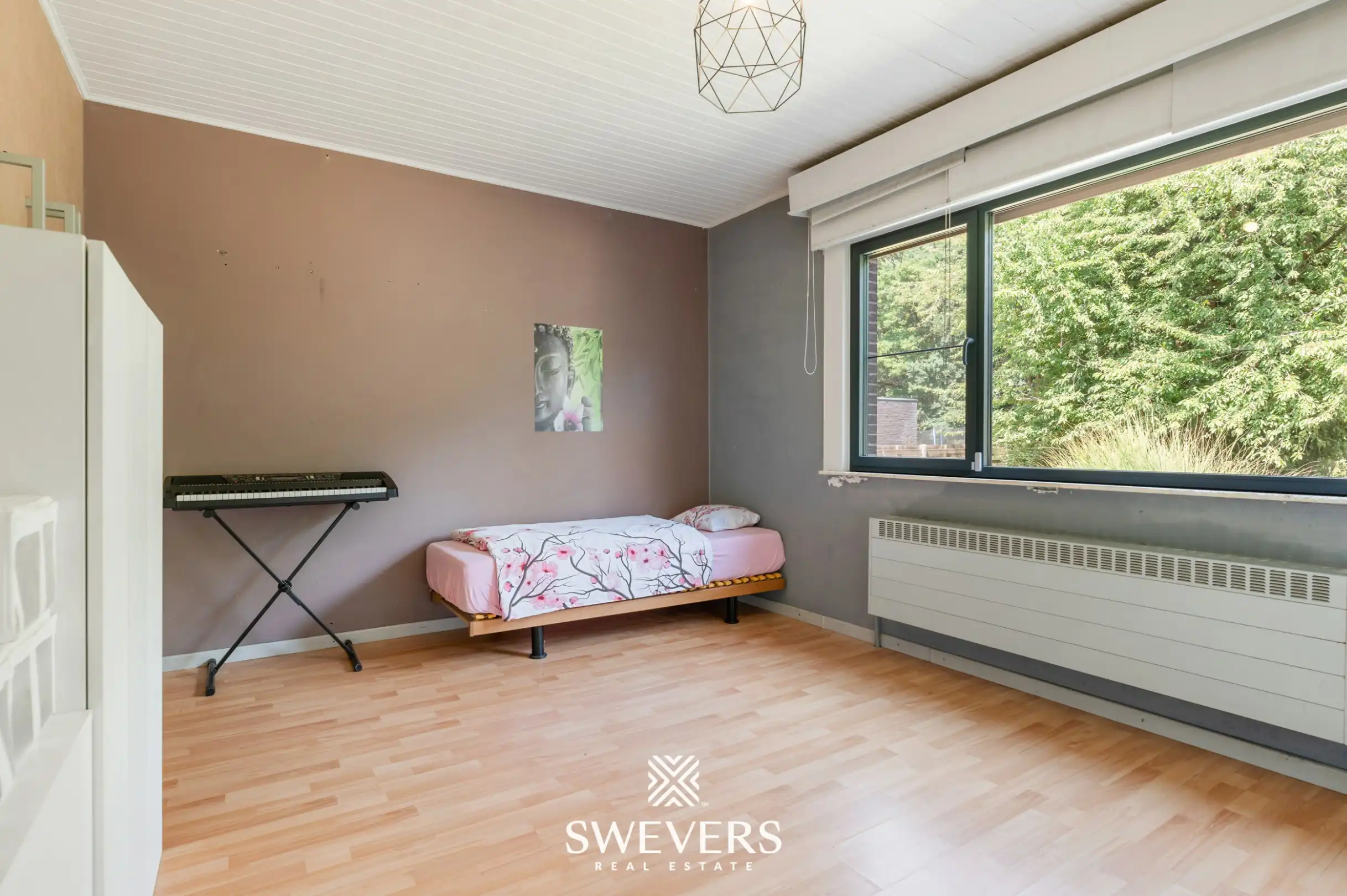 Gerenoveerde woning met 4 slaapkamers op 20a 86ca foto 11
