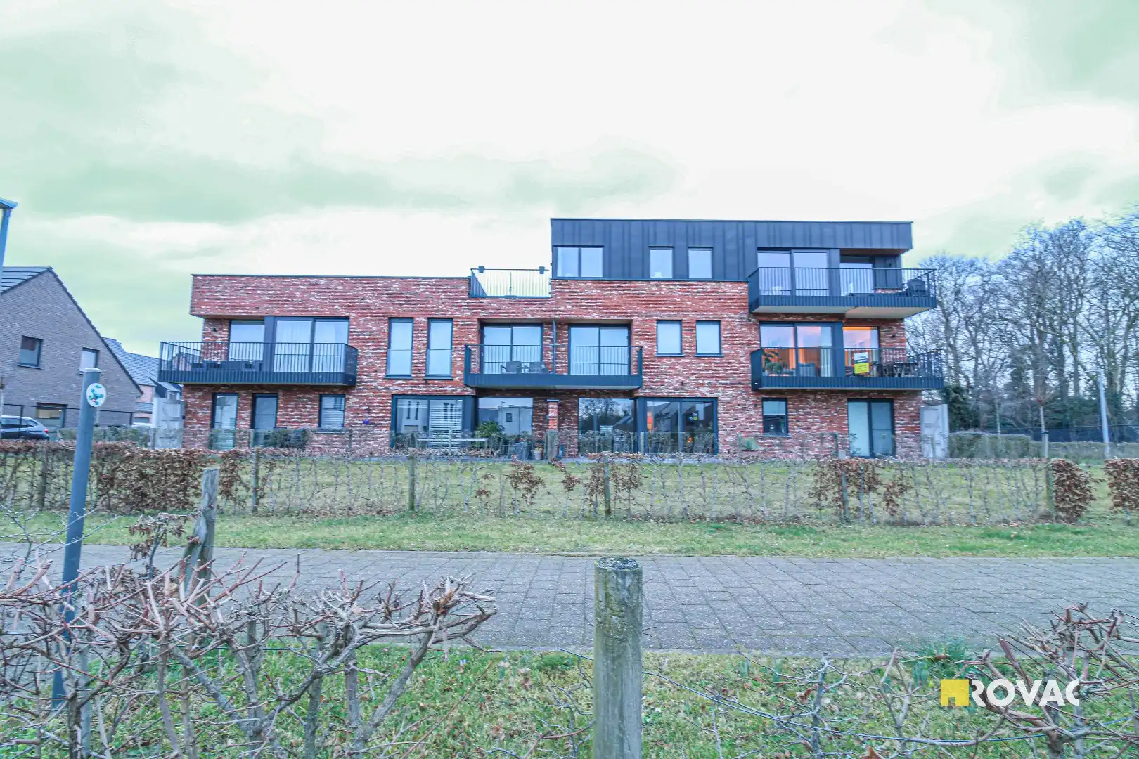 Appartement in verkaveling te Ingelmunster op toplocatie!  foto {{pictureIndex}}