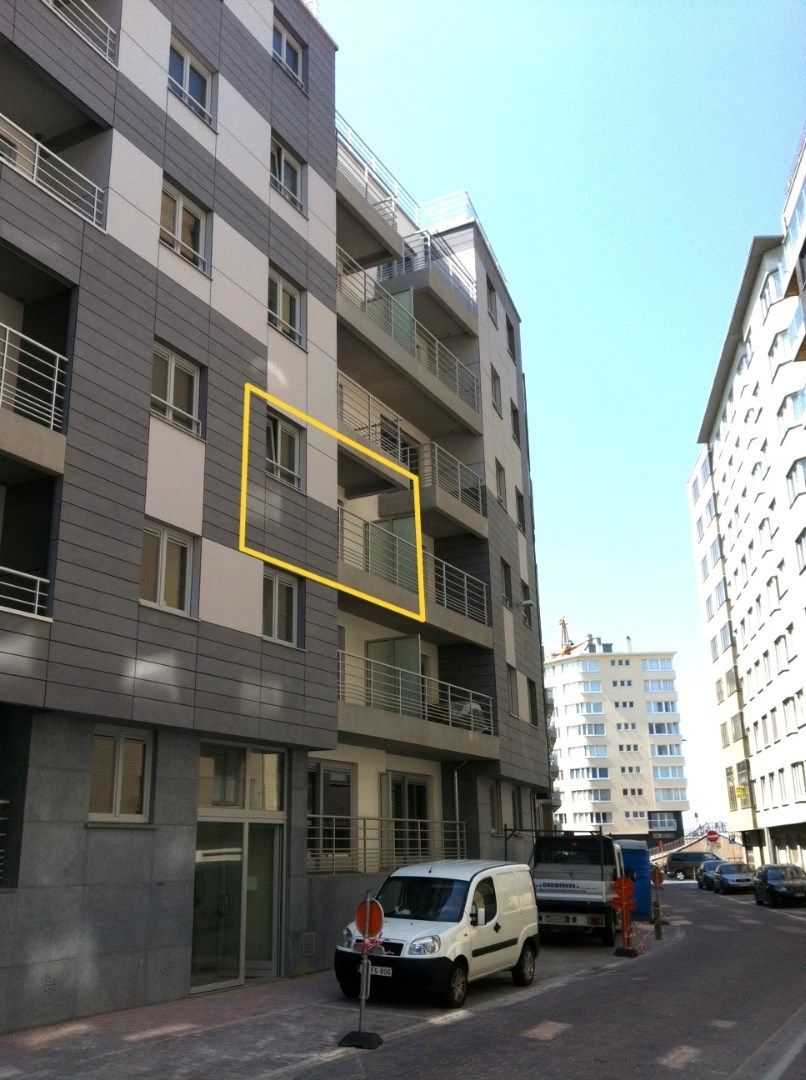 Hip appartement in 2de lijn van de zeedijk in het bruisende Mariakerke foto 11