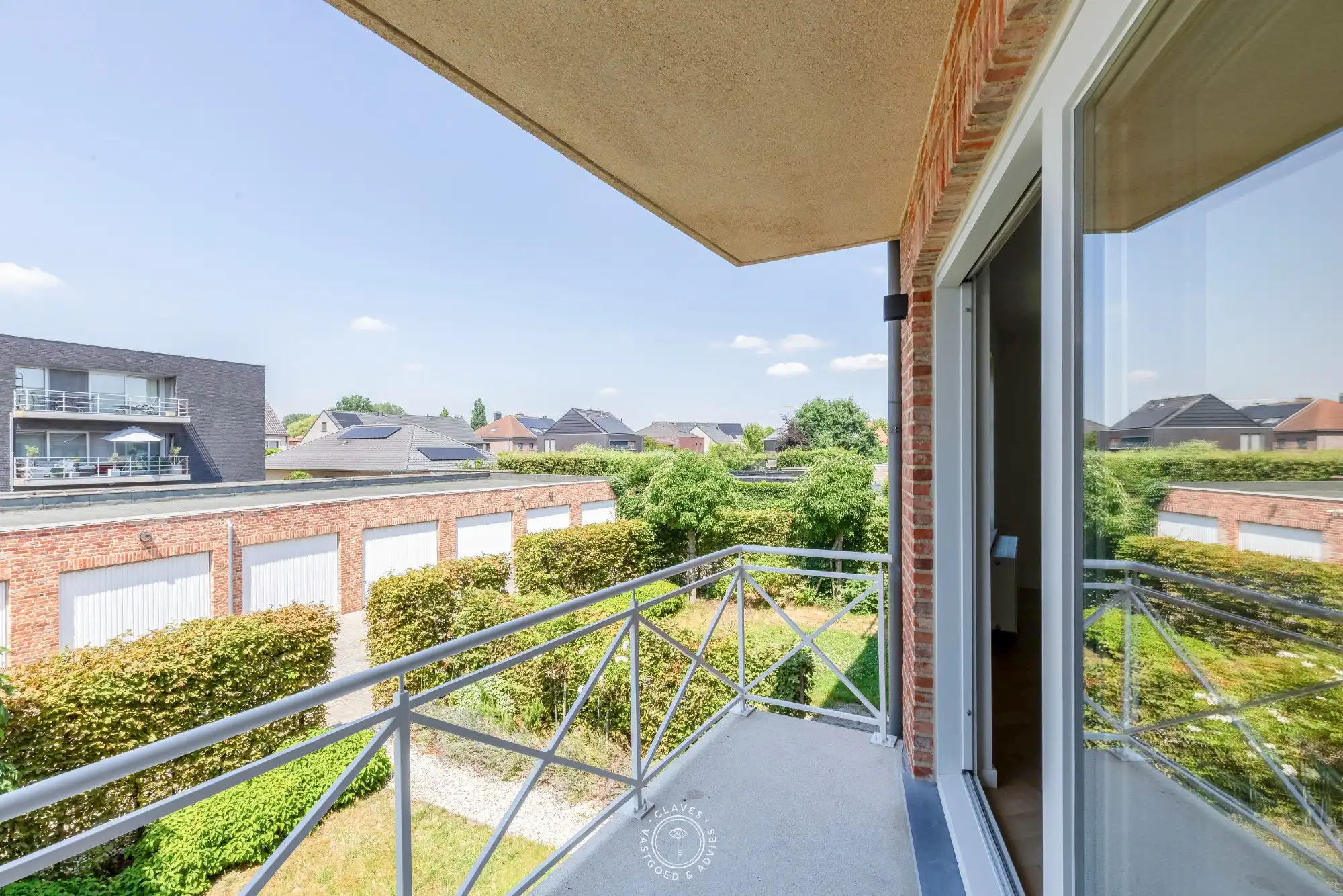 Doordacht drieslaapkamerappartement op residentiële locatie foto 10