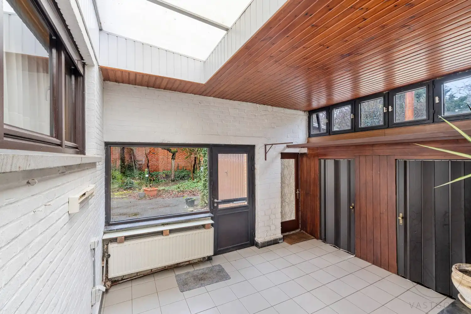 Woning met  bouwgrond te koop aan De Maten in Genk foto 16