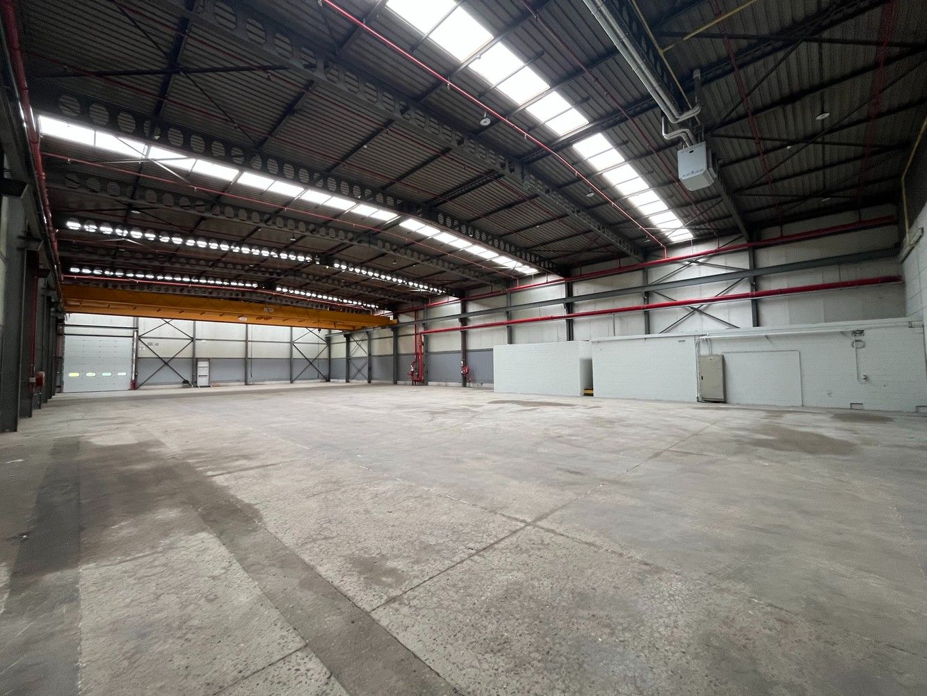 7012m² magazijn met luifel foto 11