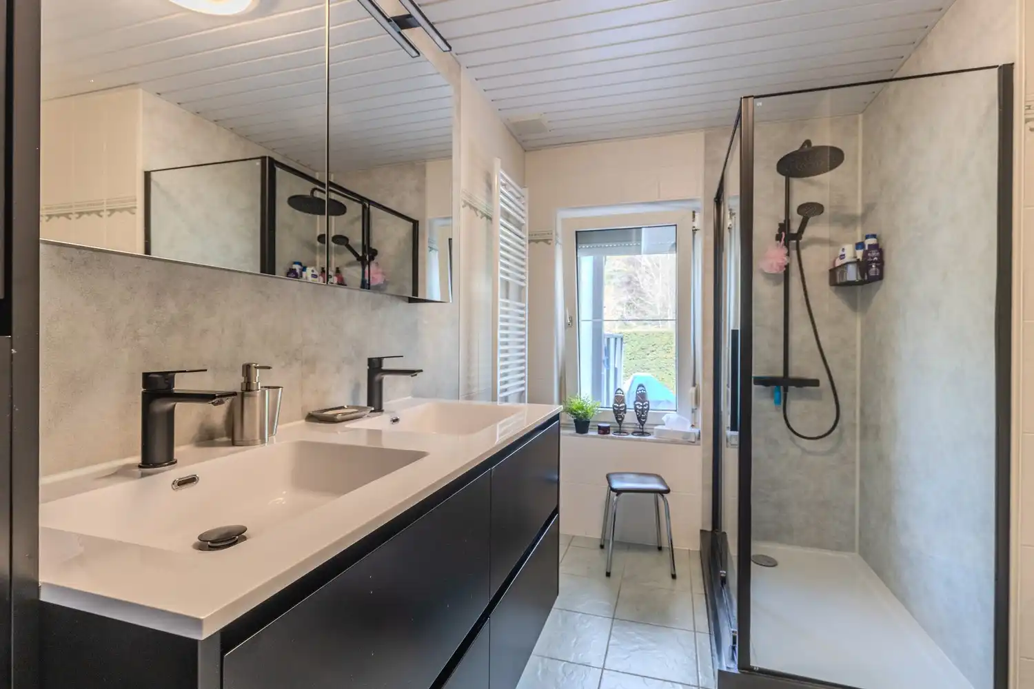 Ruime, gelijkvloerse woning met ruime tuin en tal van mogelijkheden in Zutendaal foto 24