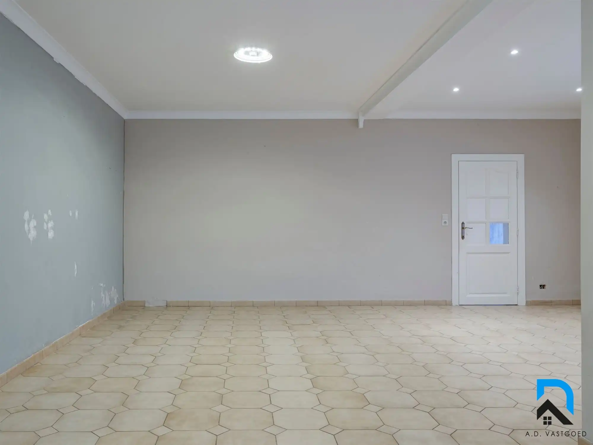 Mooie woning met tuin en garage foto 10