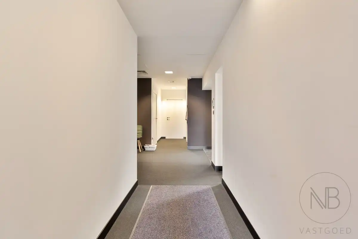 Instapklare en goed gelegen kantoorruimte foto 20