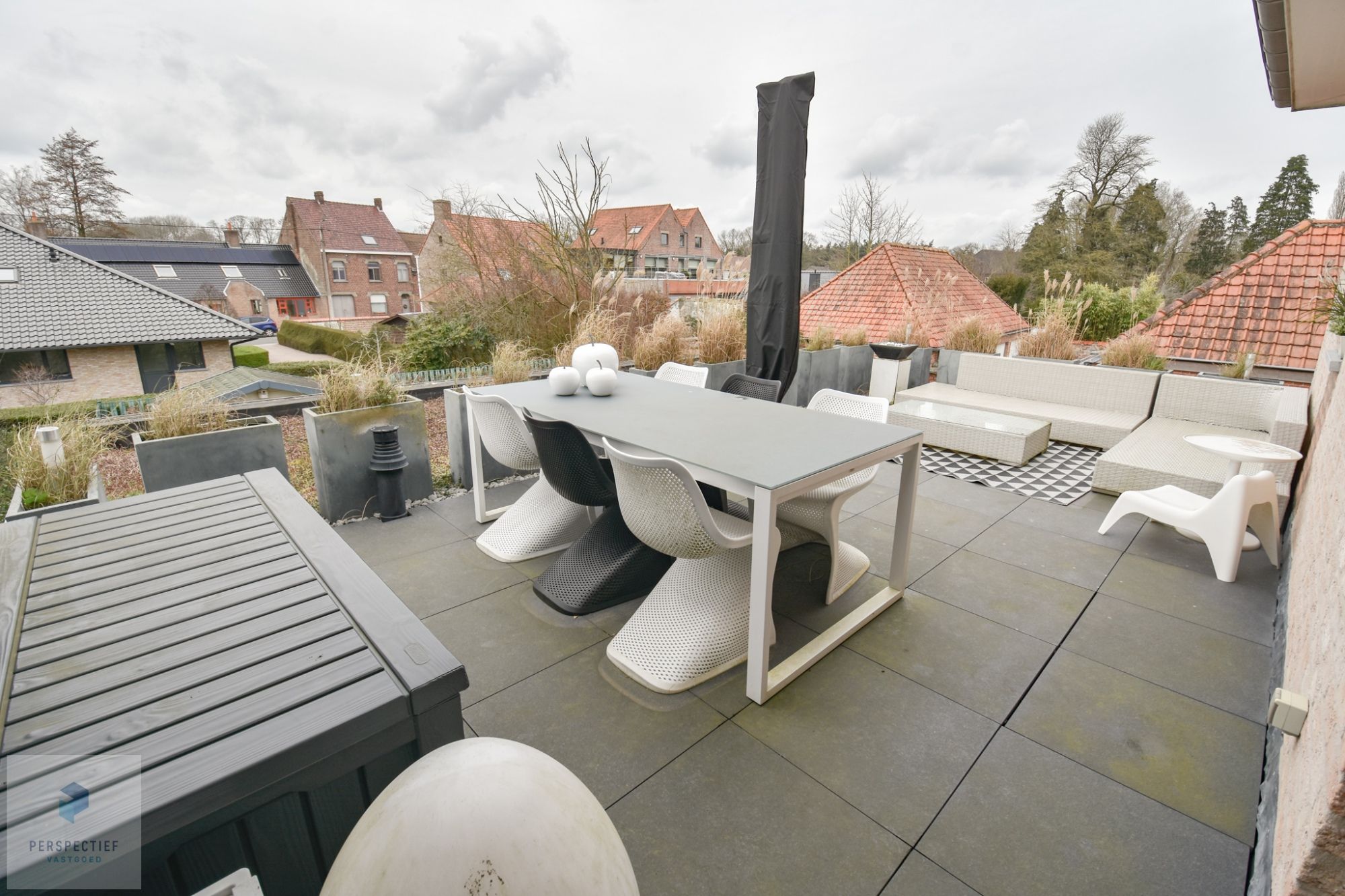 RUIM WOONAPPARTEMENT met GROOT ZONNE-TERRAS foto 13