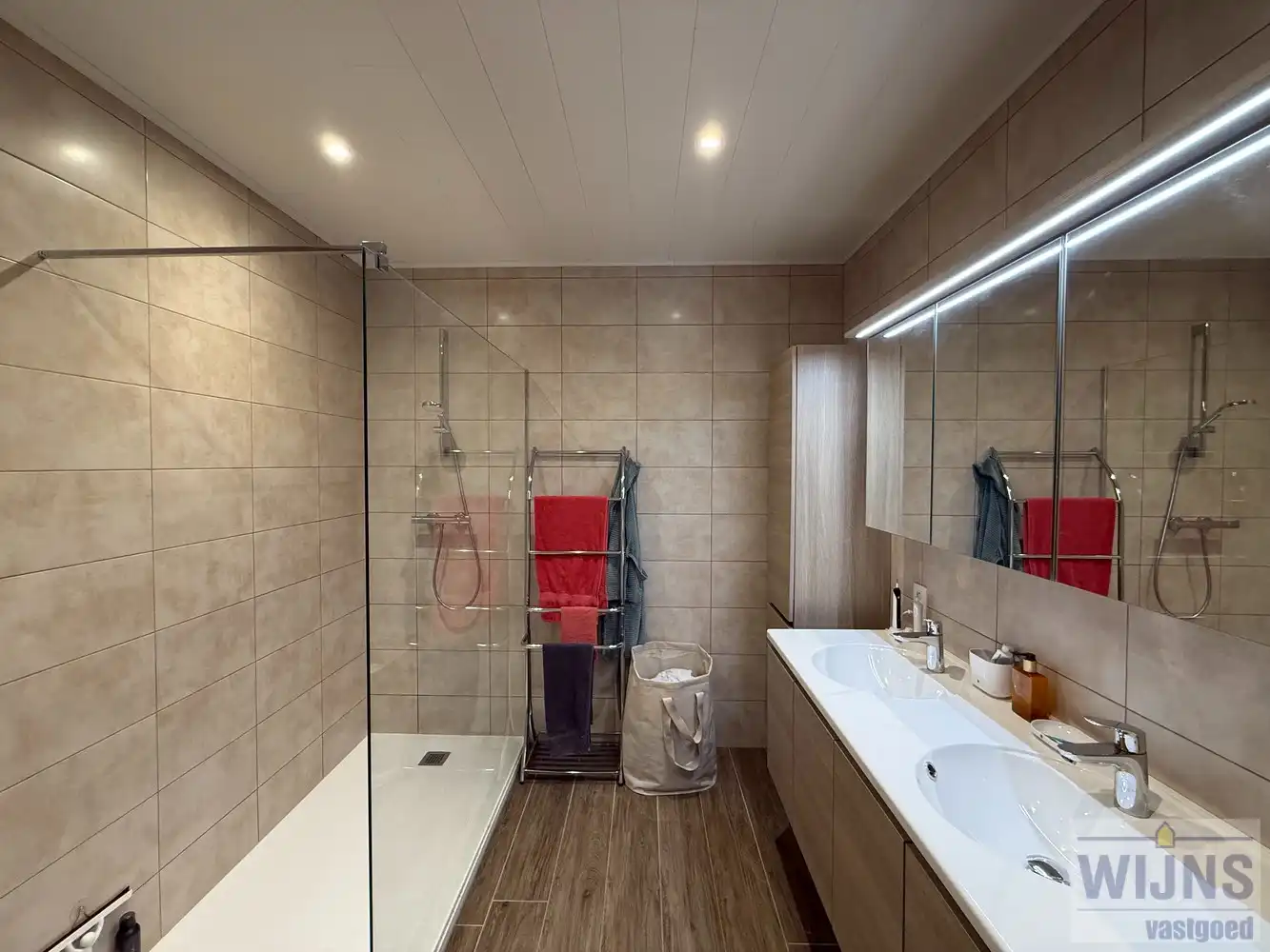 Rustig gelegen vrijstaande woning. foto 9