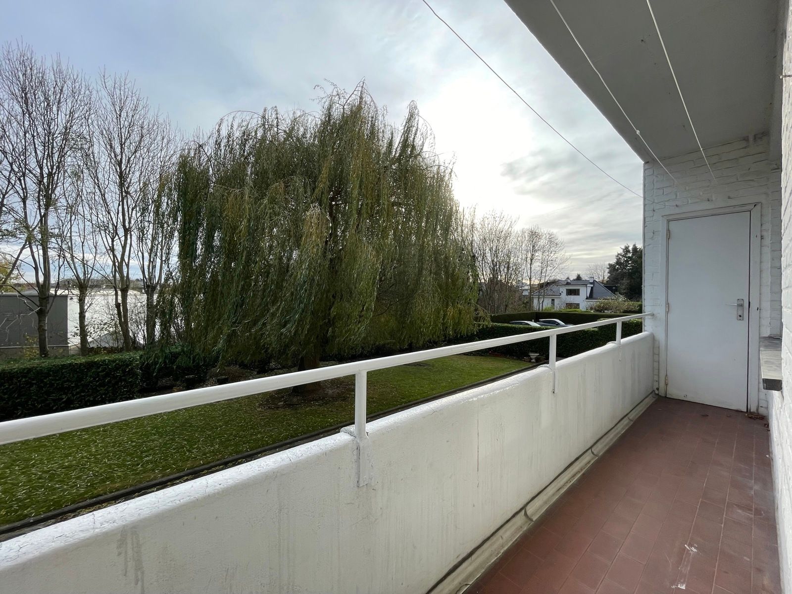 Ruim appartement 2 kamers en garage foto 8