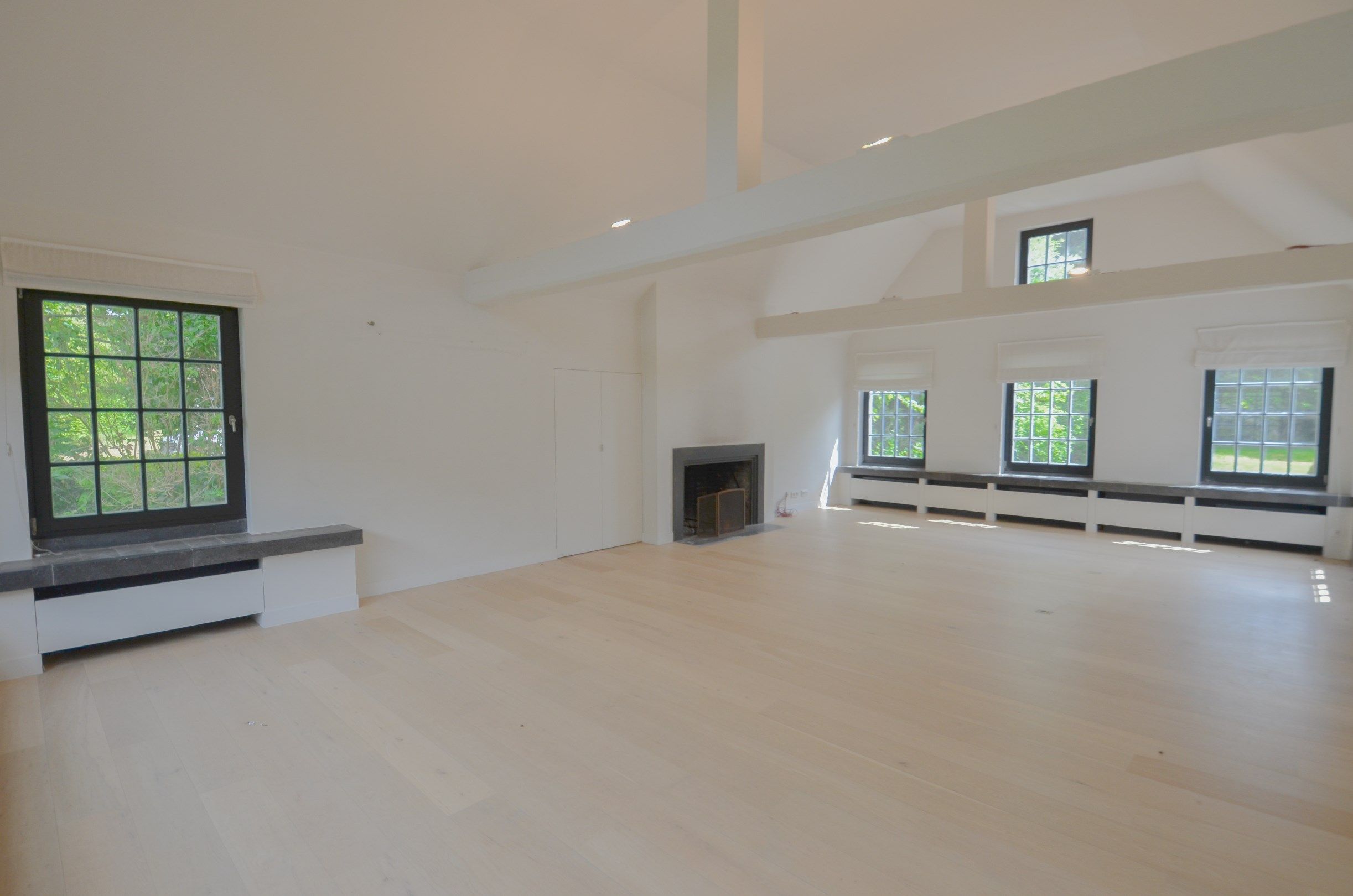 Exclusieve villa ,rustig gelegen op een perceel van 1628 m² nabij de Royal Zoute Tennis Club. foto 13