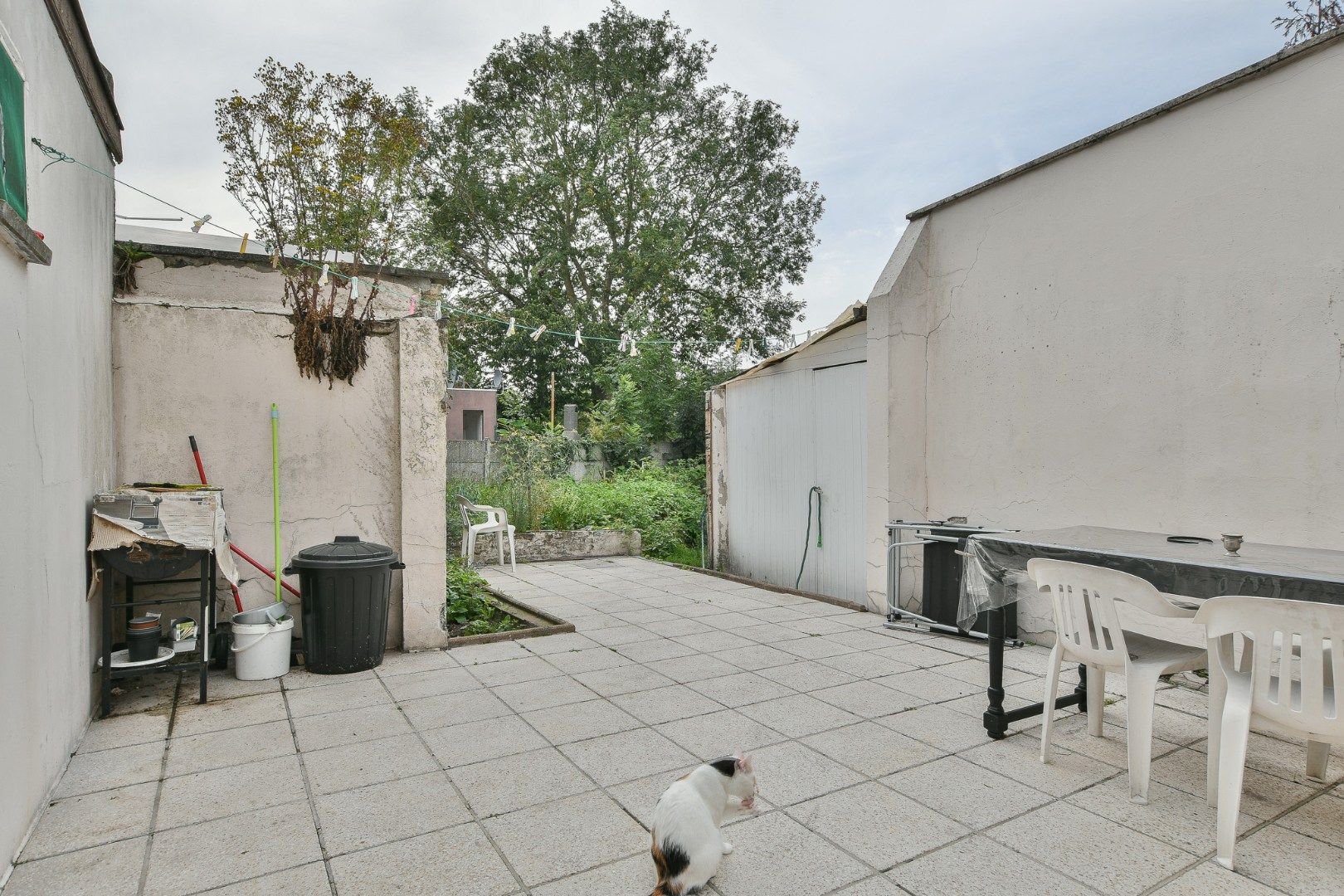 Rijwoning met 3 slaapkamers en tuin gelegen in centrum Oudenburg foto 13