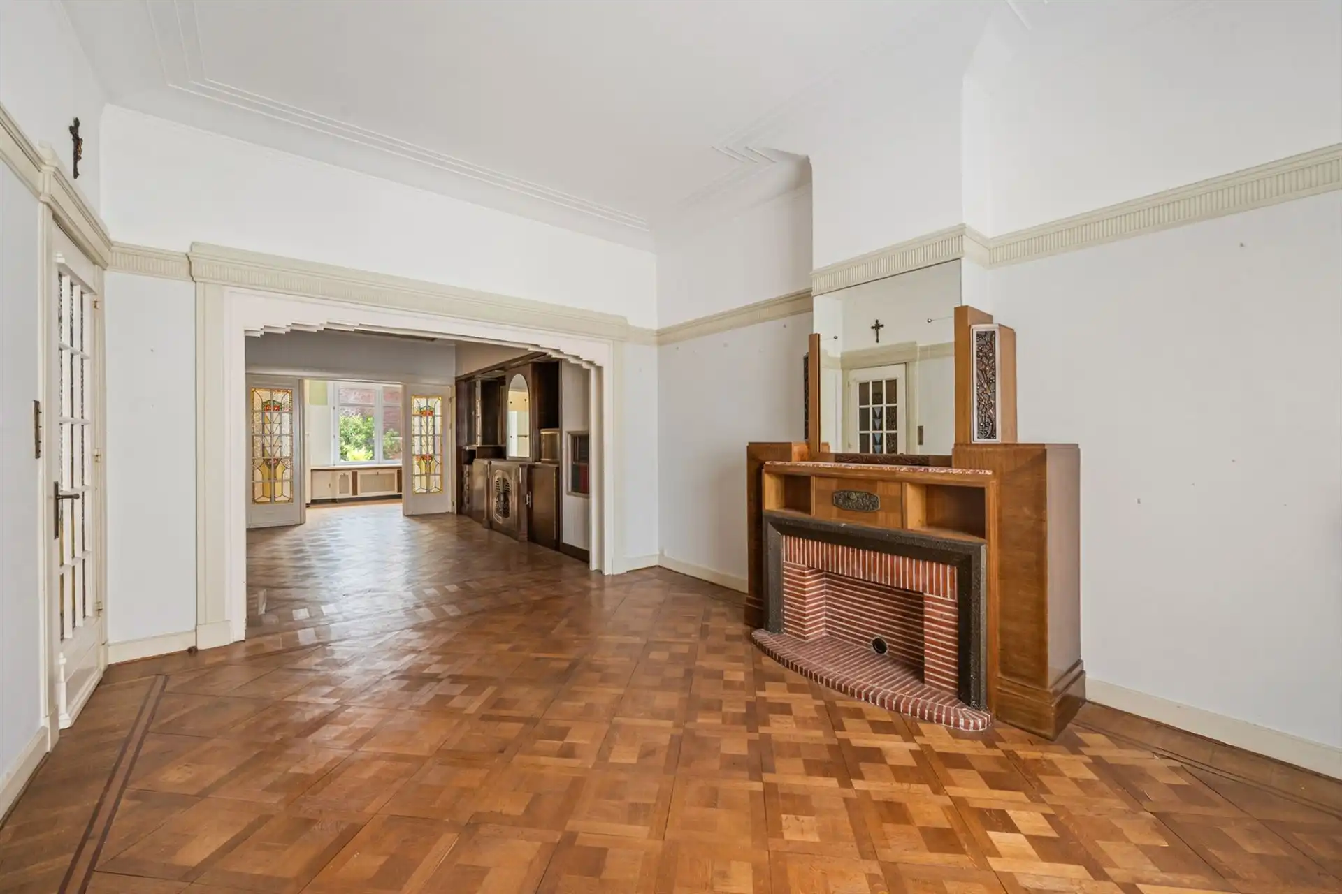 Ruime herenwoning met garage en 8 slk! foto 7