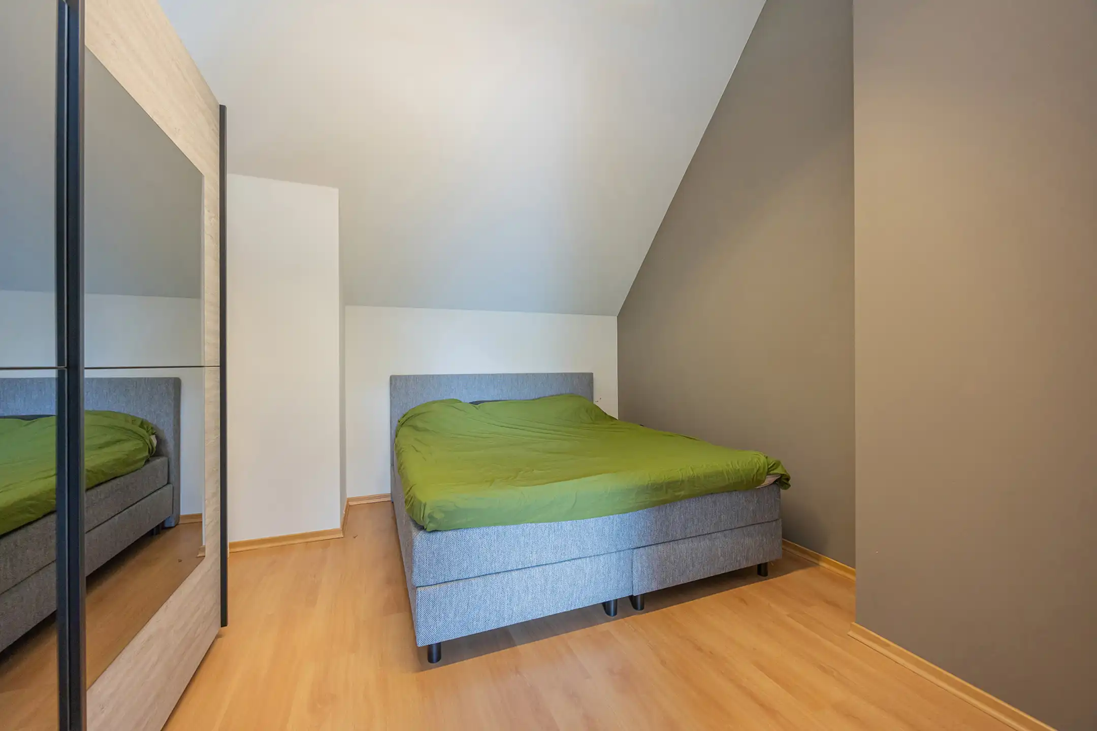 Dakapp met 3 slpks, terras en garagebox te centrum Vosselaar foto 10