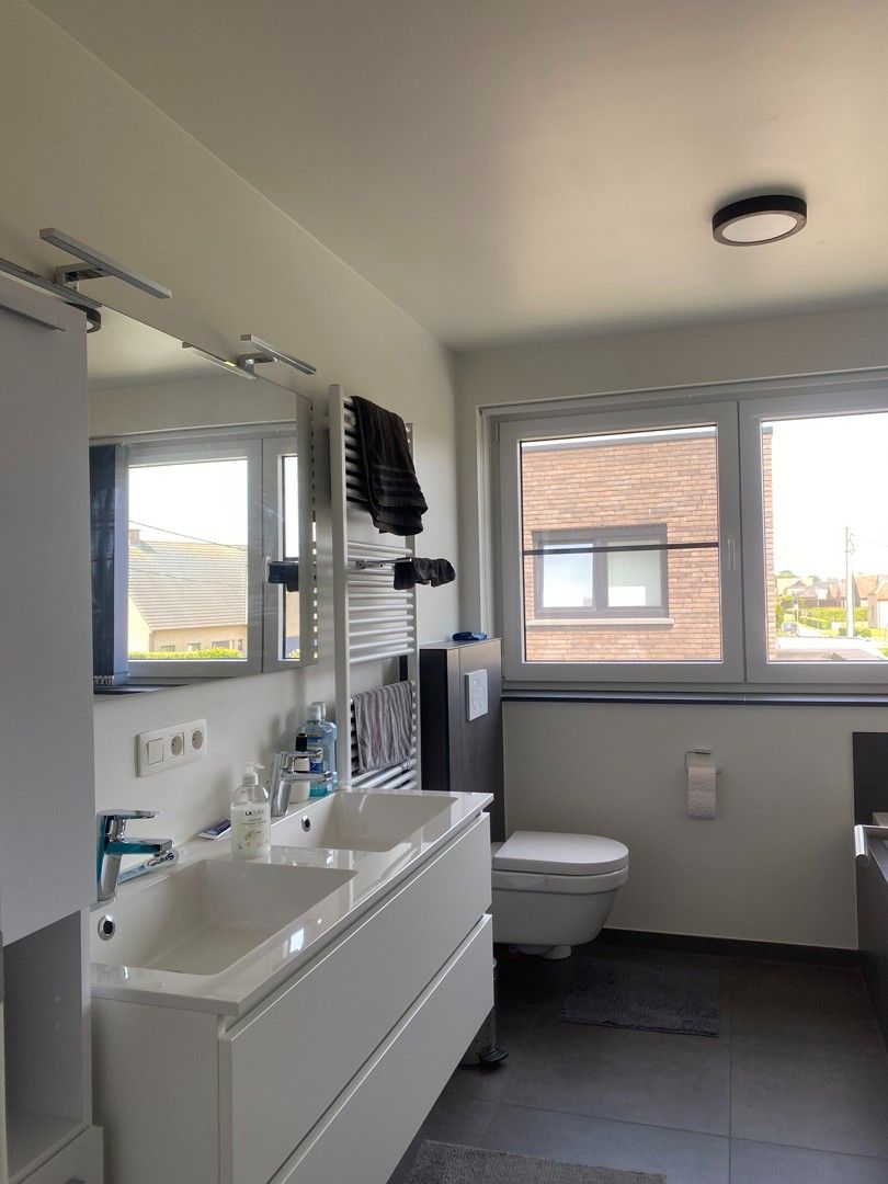Nieuwbouwwoning met 3 slaapkamers, garage en grote tuin foto 6