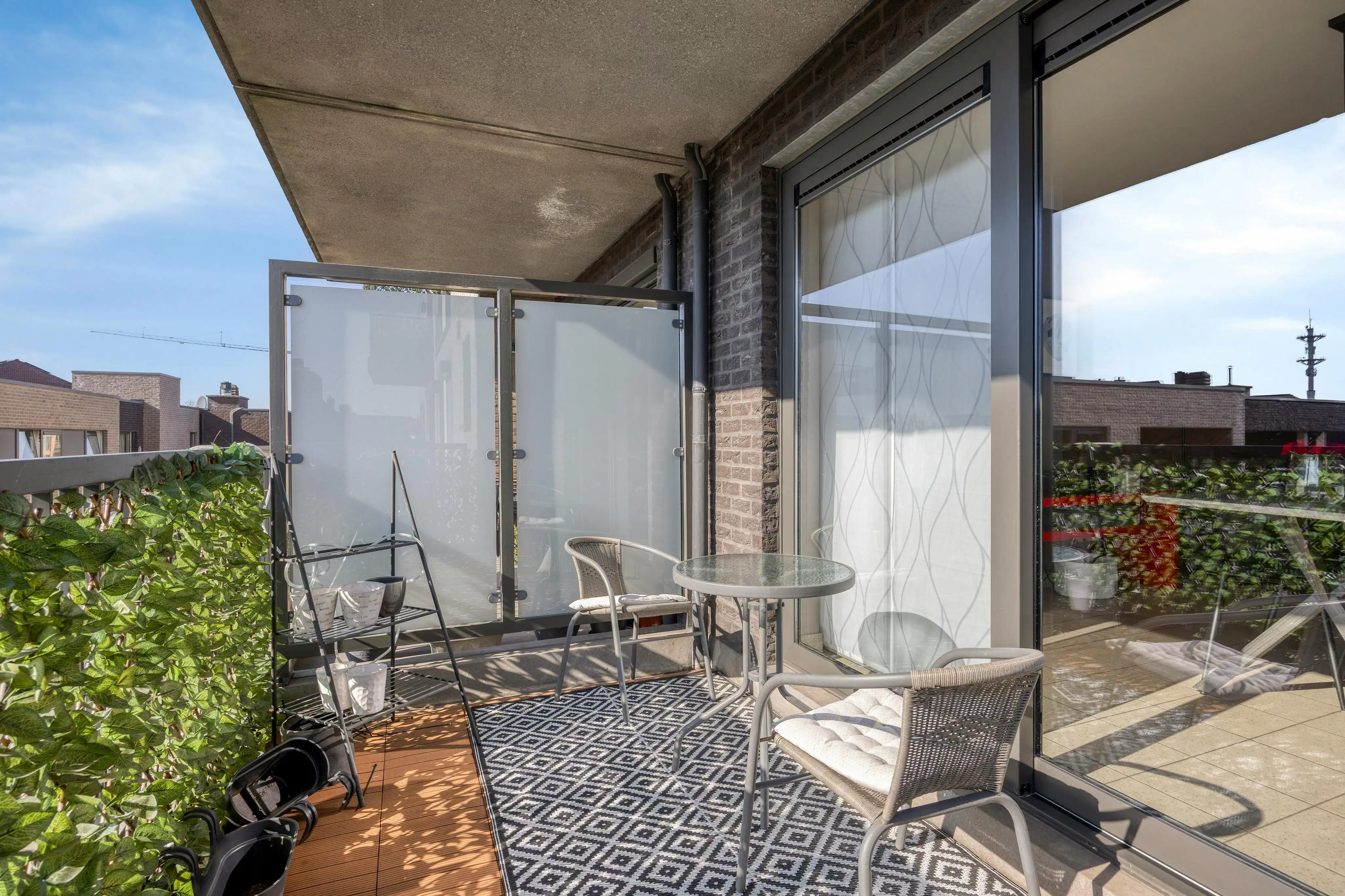Goed onderhouden, ruim appartement te koop in centrum Maaseik foto 9