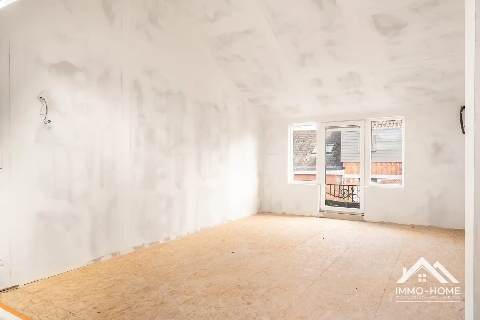 Structureel gerenoveerde woning met tuin foto 18