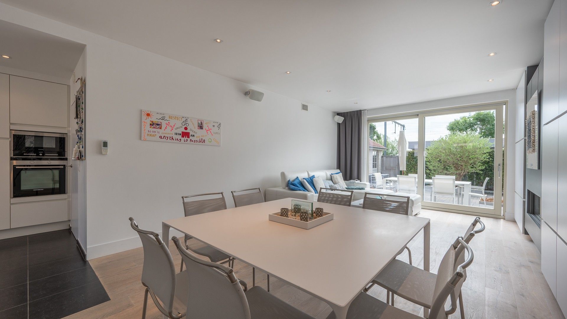 Mooie recente woning rustig gelegen in Duinbergen. foto 8