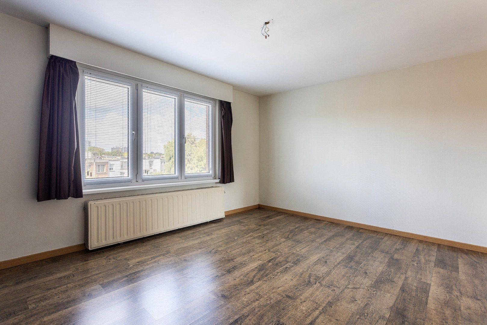 Instapklaar 2 slaapkamer appartement op centrale locatie.  foto 9
