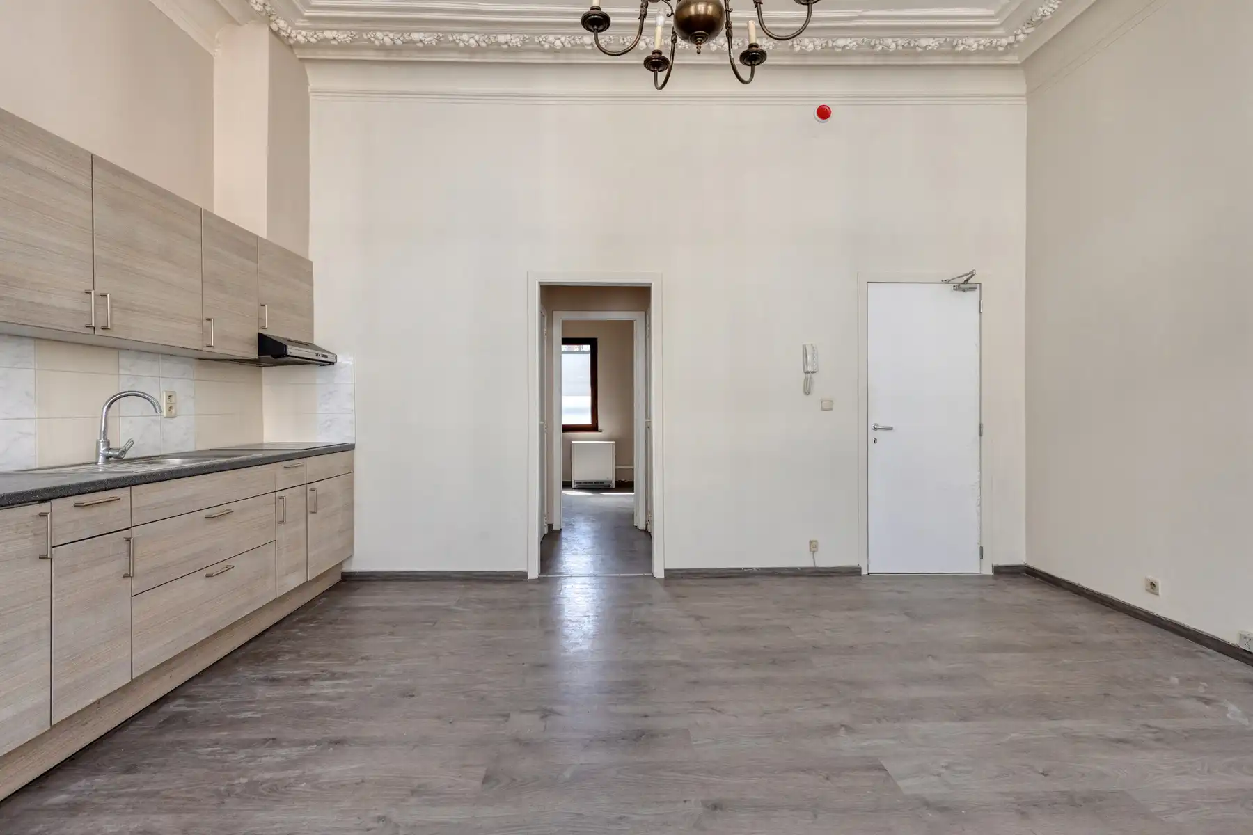Charmant één-slaapkamerappartement (V1) op toplocatie. foto 4