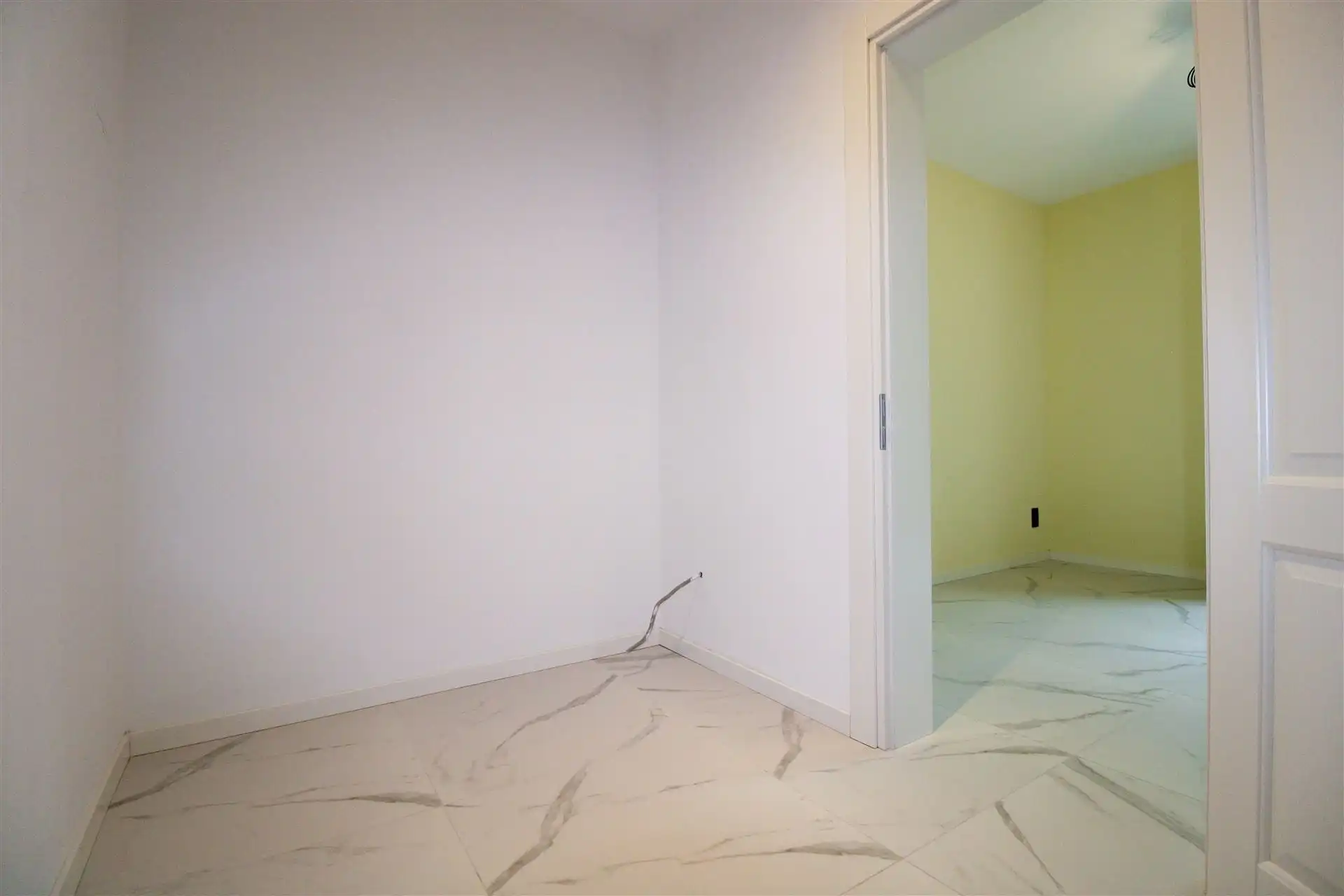 Nieuwbouwwoning met 5 slaapkamers, 2 badkamers op perceel van 8a41ca te Maasmechelen! foto 11