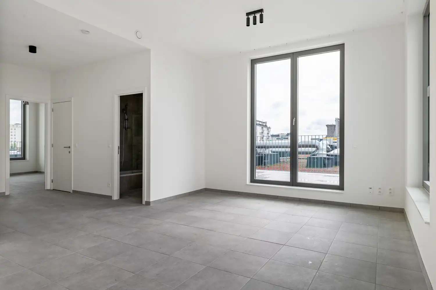 Prachtig en lichtrijk nieuwbouwappartement te huur nabij Zurenborg! foto 14
