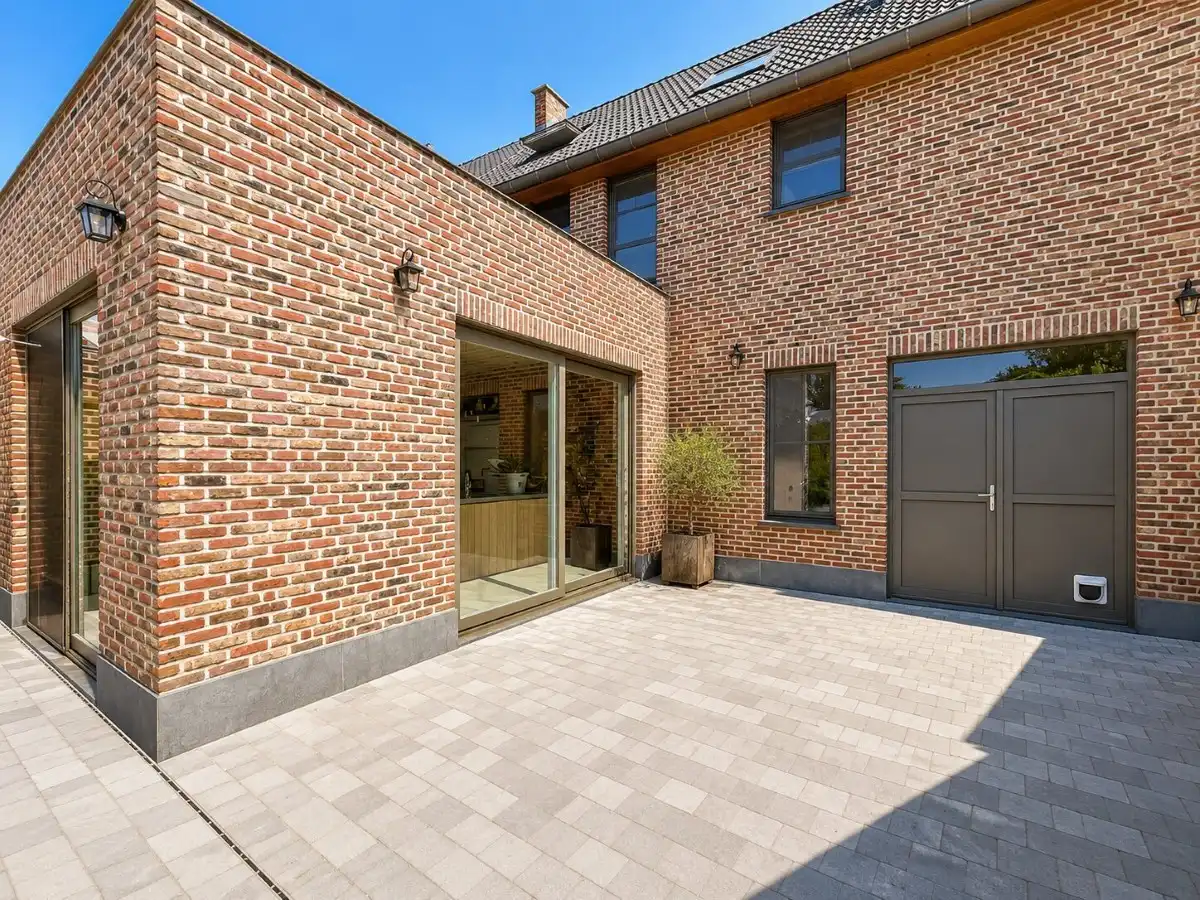 Moorslede - Instapklare gezinswoning met 4 slaapkamers, garage en tuin foto 24