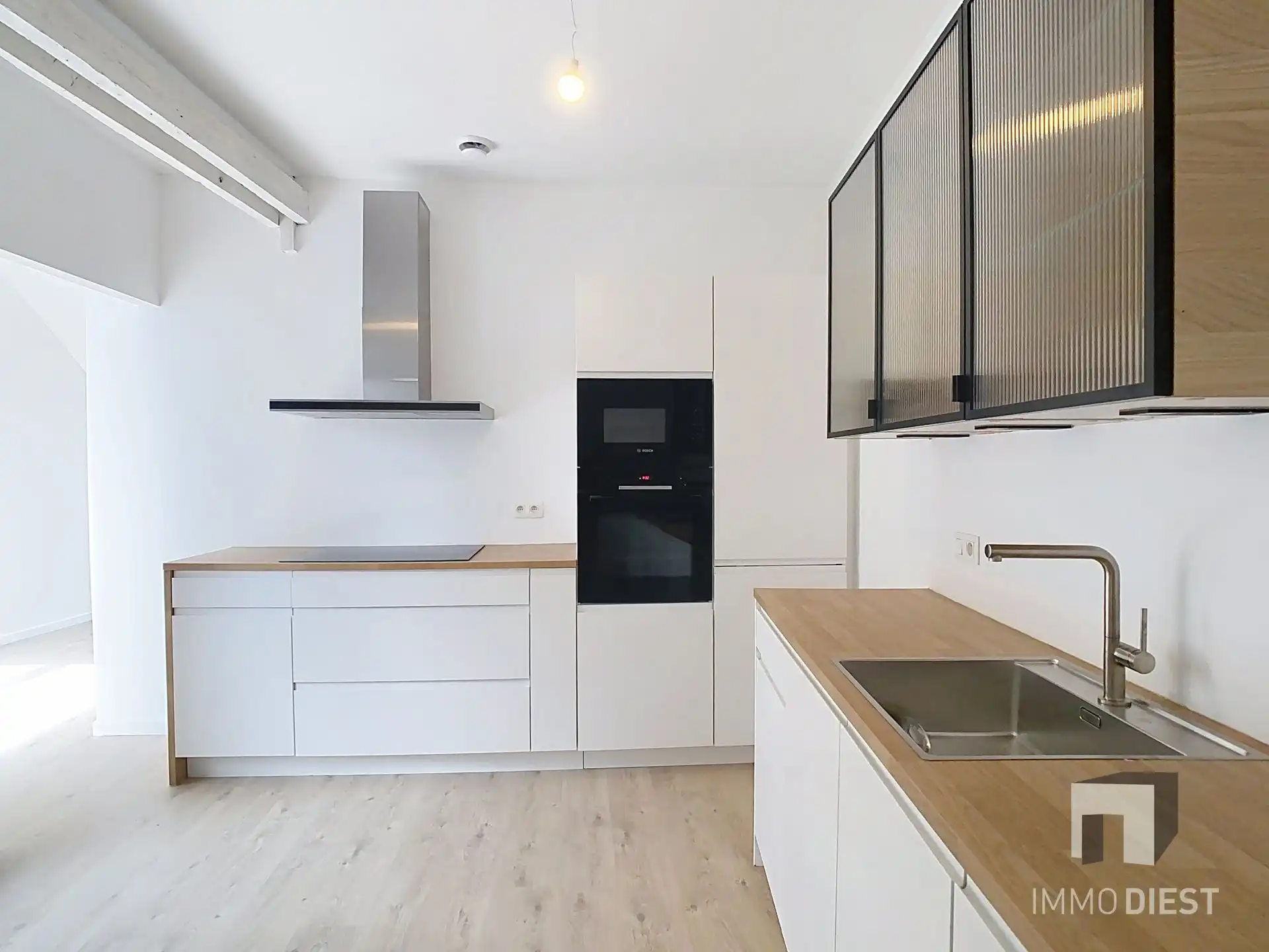 Opbrengsteigendom - 3 gloednieuwe appartementen + 1 handelspand foto 26
