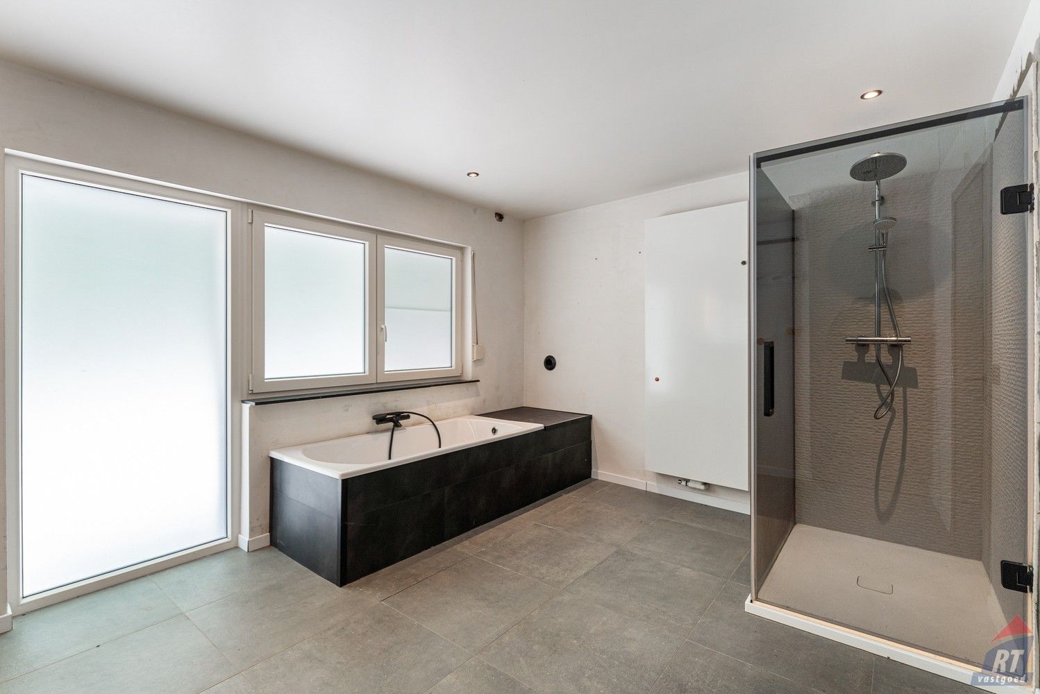 Gerenoveerde woning met 2 slaapkamers in het rustige Zoutleeuw foto 7