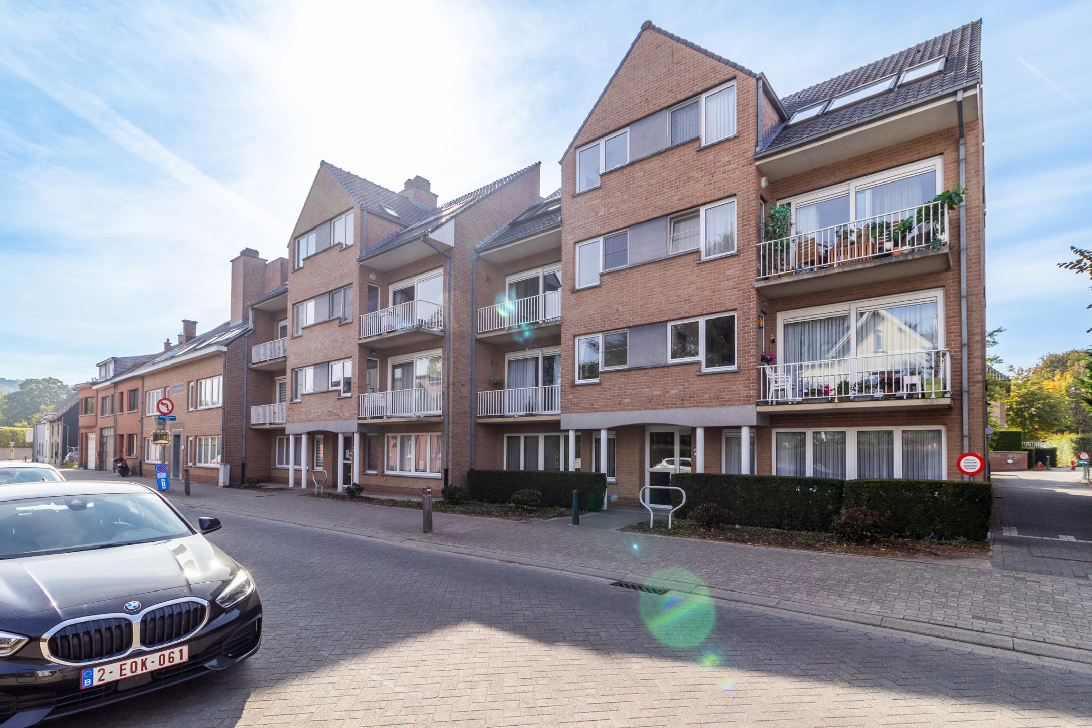 Ruim dakappartement in het centrum van Kortenberg foto {{pictureIndex}}
