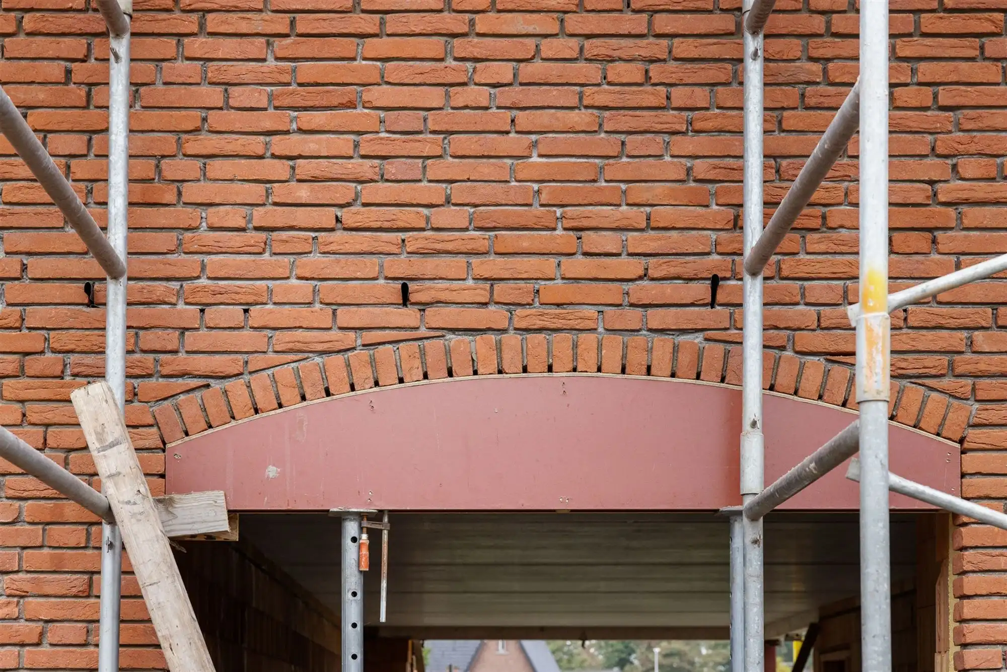 NIEUWBOUWWONING MET 3 SLAAPKAMERS UITERST CENTRAAL DOCH RUSTIG GELEGEN TE ZONHOVEN foto 2