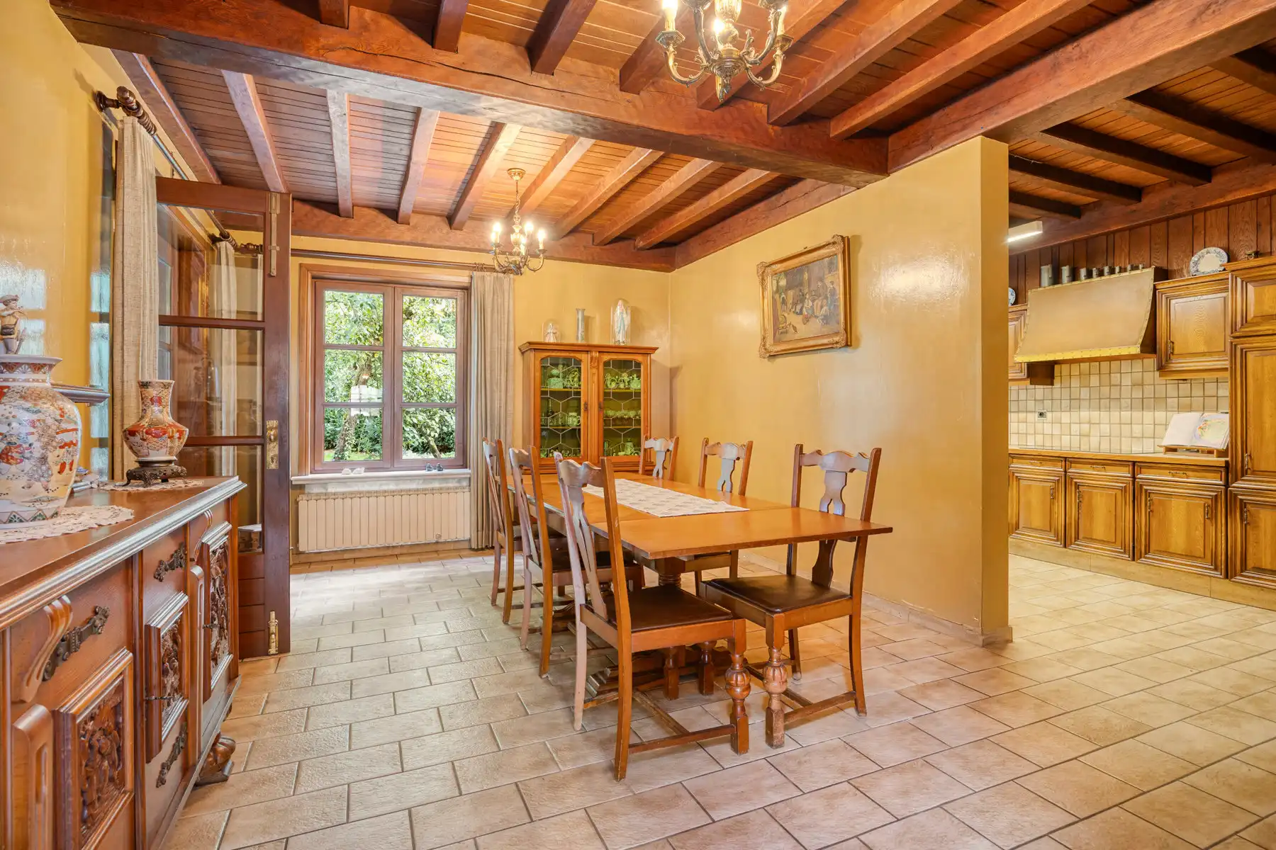 Charmante, karaktervolle HOB met mooie tuin op toplocatie foto 9