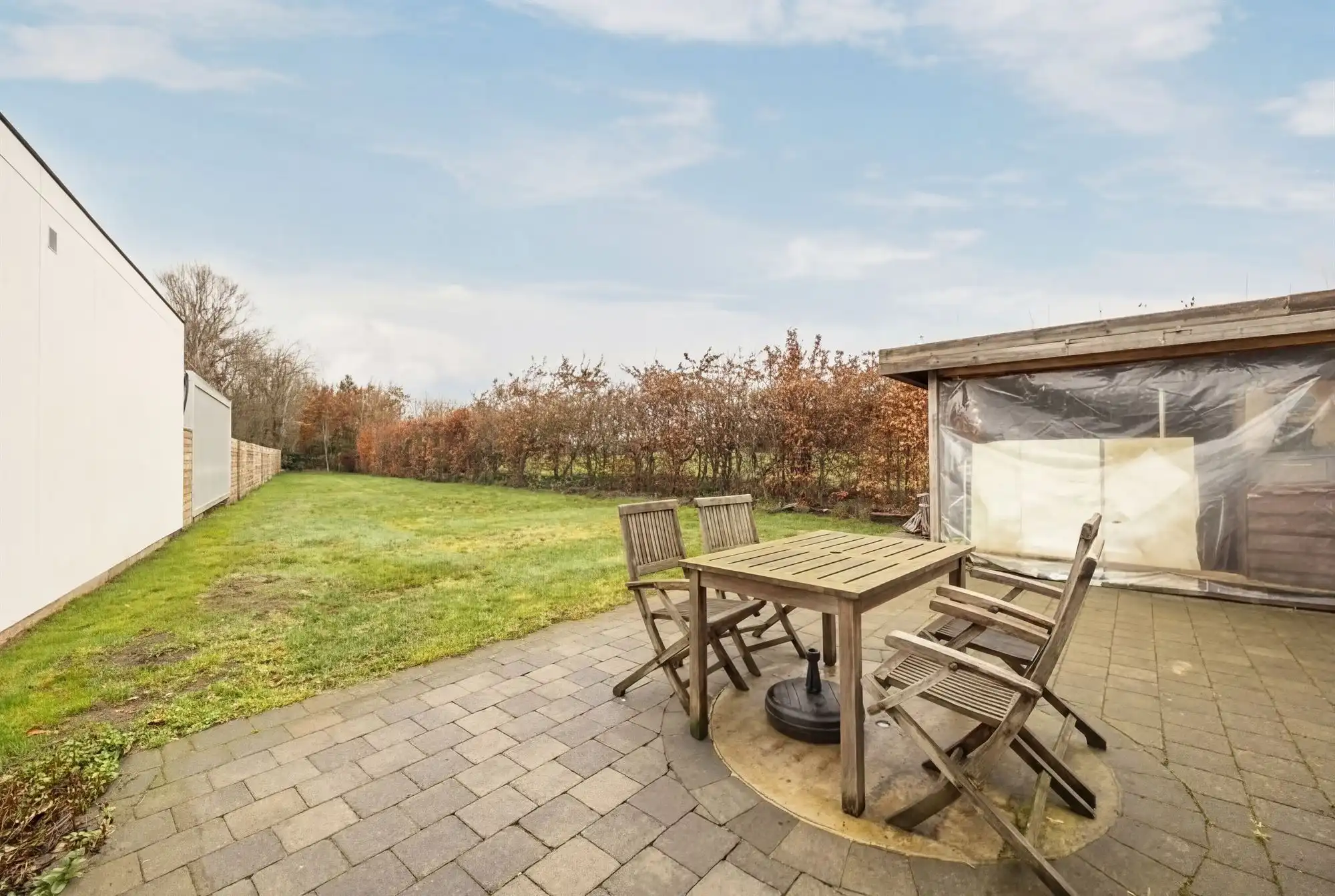 Instapklare gezinswoning met 2 à 3 slaapkamers en grote tuin  foto 2