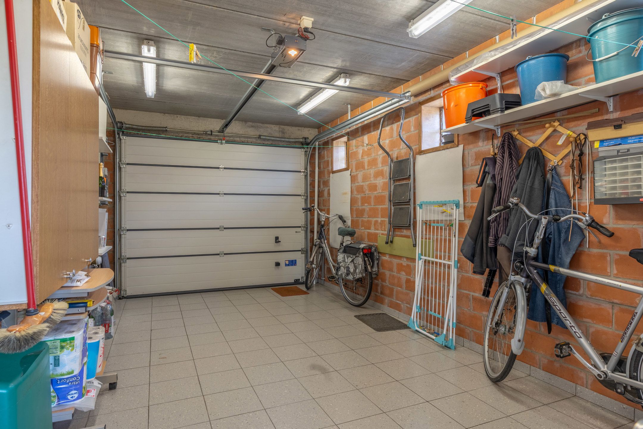 Gunstig gelegen woning (2003) op mooi perceel van 529 m² foto 18