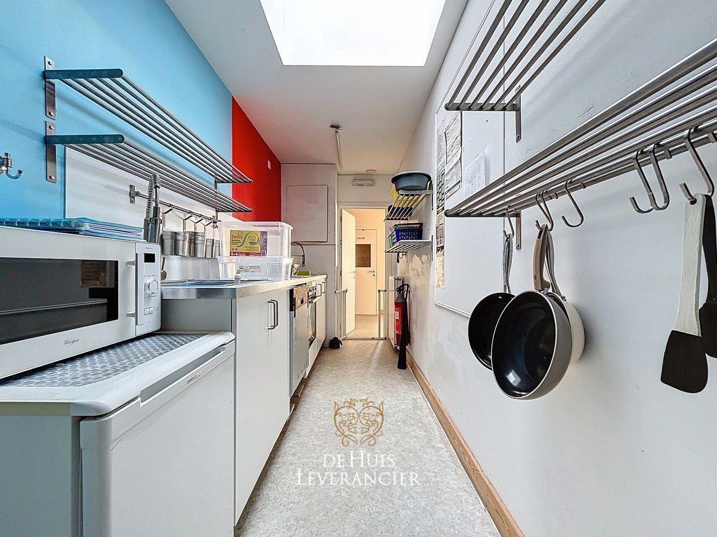 Uniek gebouw met handel en woongelegenheden te koop in Rumst foto 17