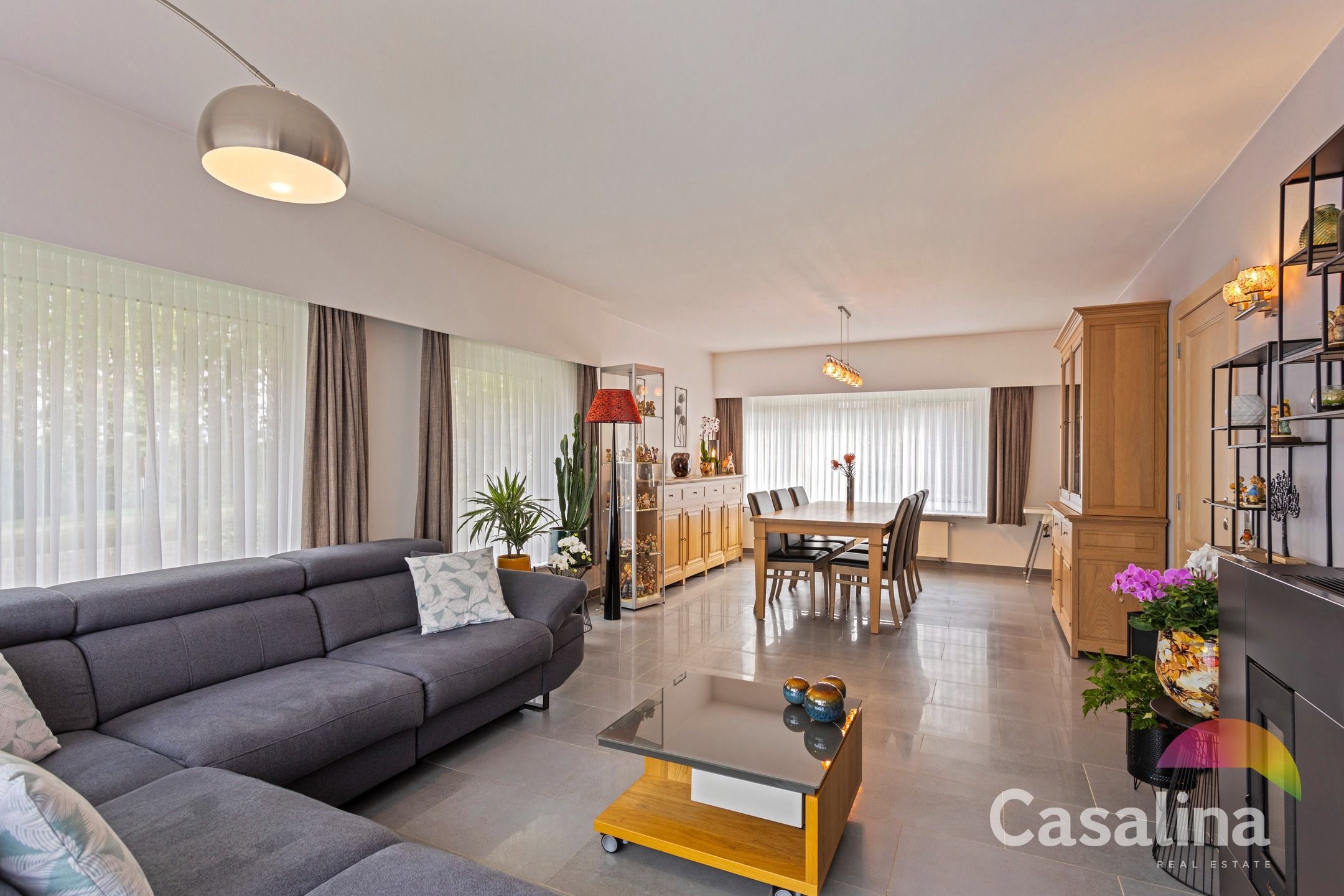 Prachtige, zeer goed onderhouden 3-gevel BEL-ETAGE woning foto 10