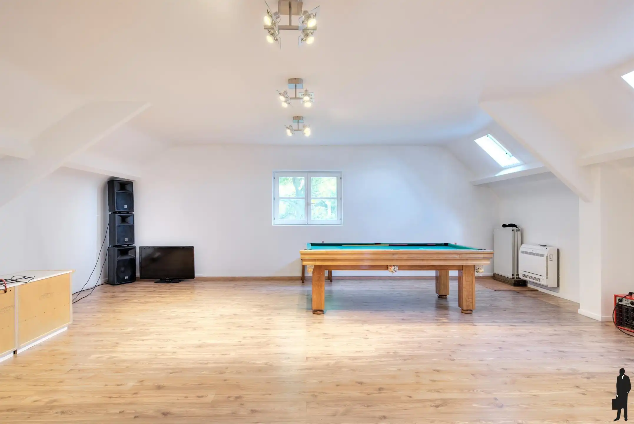 Luxe kangoeroe-villa te Sint-Job met paardenacc. op ca. 1,2 HA! foto 42