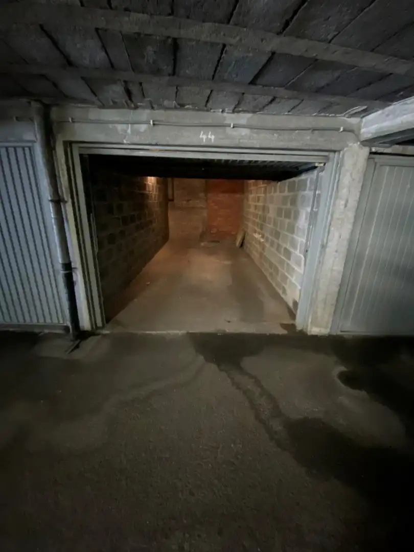 Garage te huur Kortrijksepoortstraat 2 -/80 - 9000 Gent