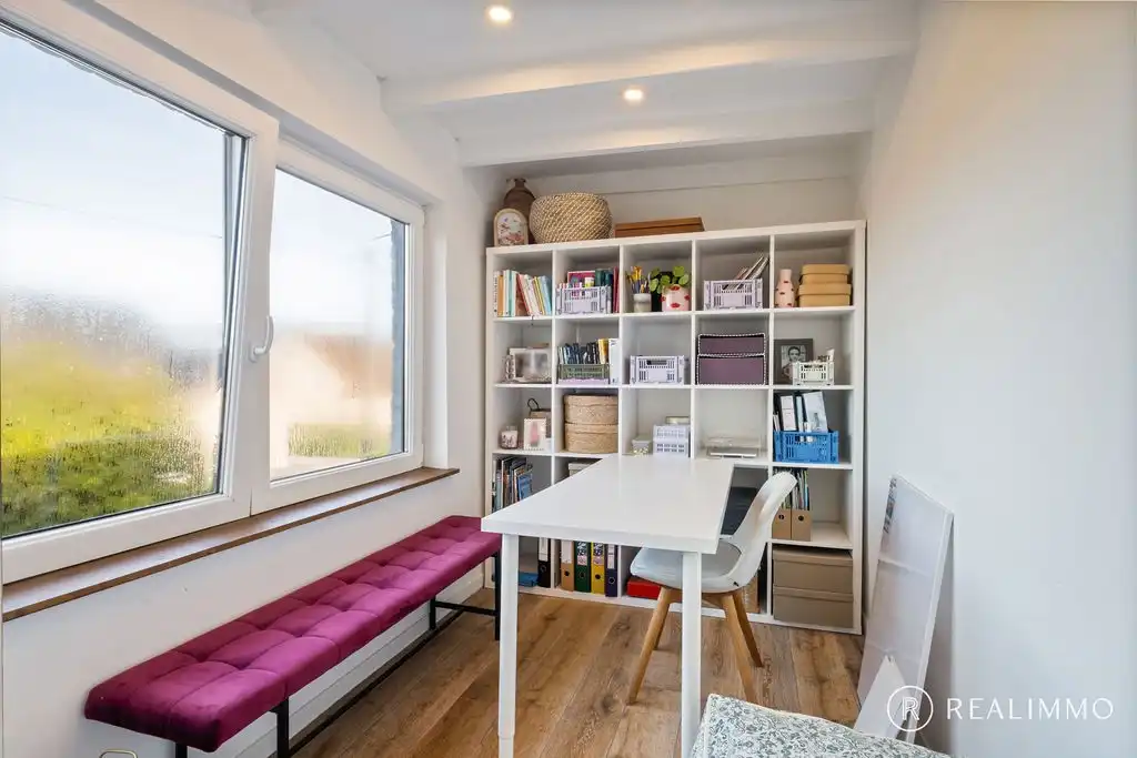 Stijlvol gerenoveerde woning met loods aan de voet van de Kluis! foto 21