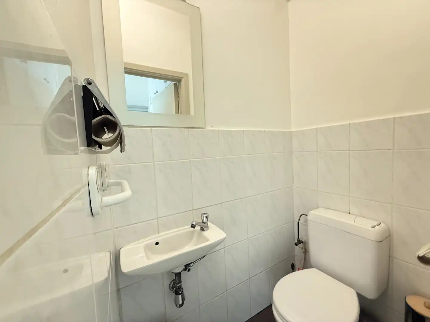 INSTAPKLAAR KANTOOR OF HANDELSRUIMTE OP TOPLOCATIE foto 5