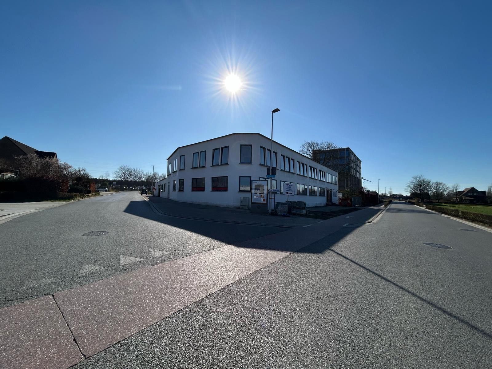 Activiteits- of opslagruimte op een toplocatie nabij de A12 foto 4