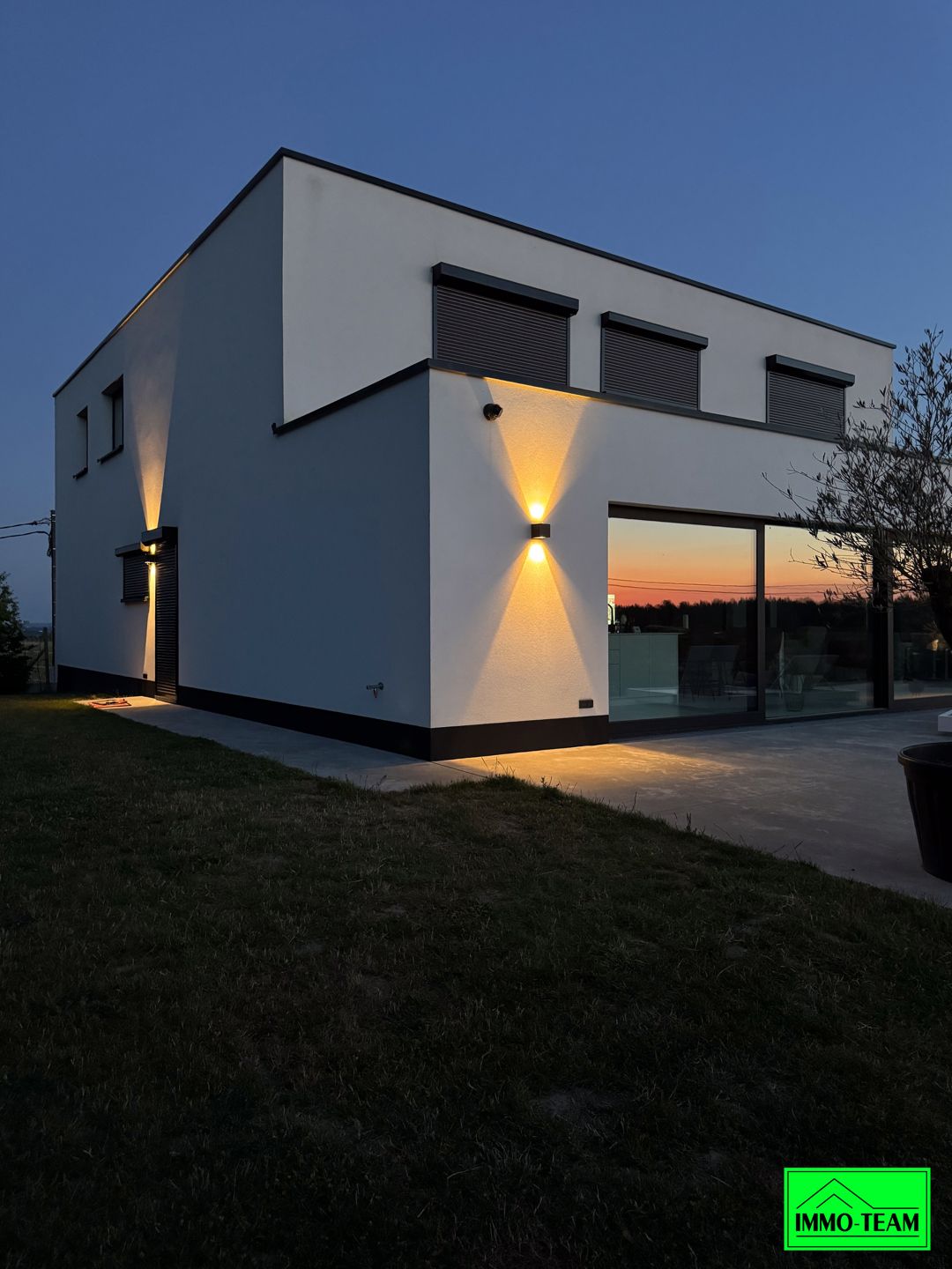 Strakke architectuur,  instapklaar wonen op topniveau foto 35