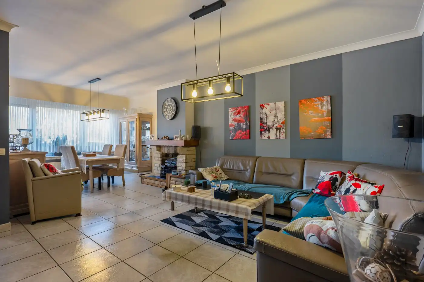 Gelijkvloers appartement met 2 slpk., veranda, verhard tuintje en garage foto 2