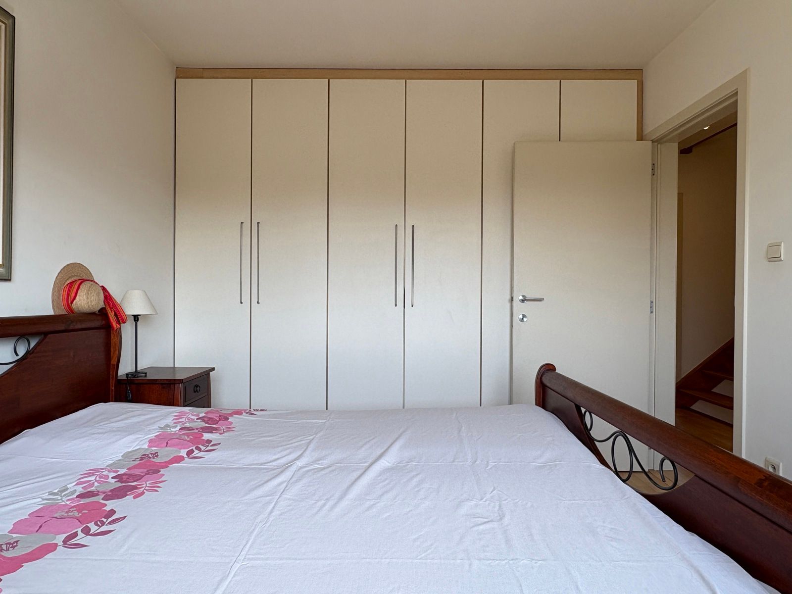 Verzorgde woning met 4 slaapkamers foto 16