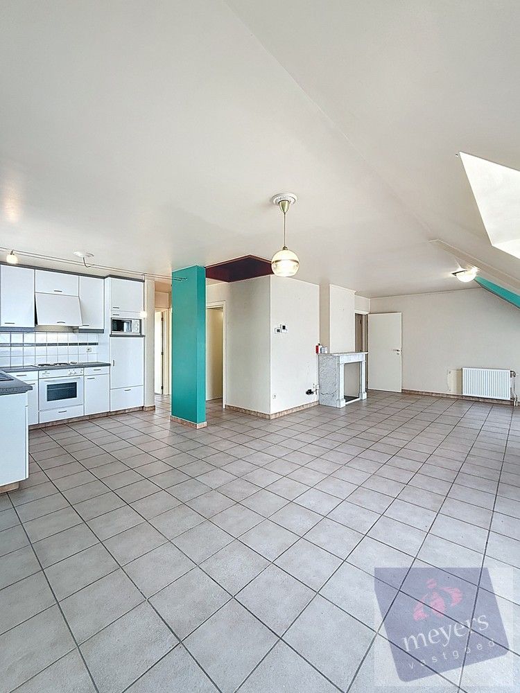 Ruim appartement met garagebox in Bilzen-Schoonbeek foto 9